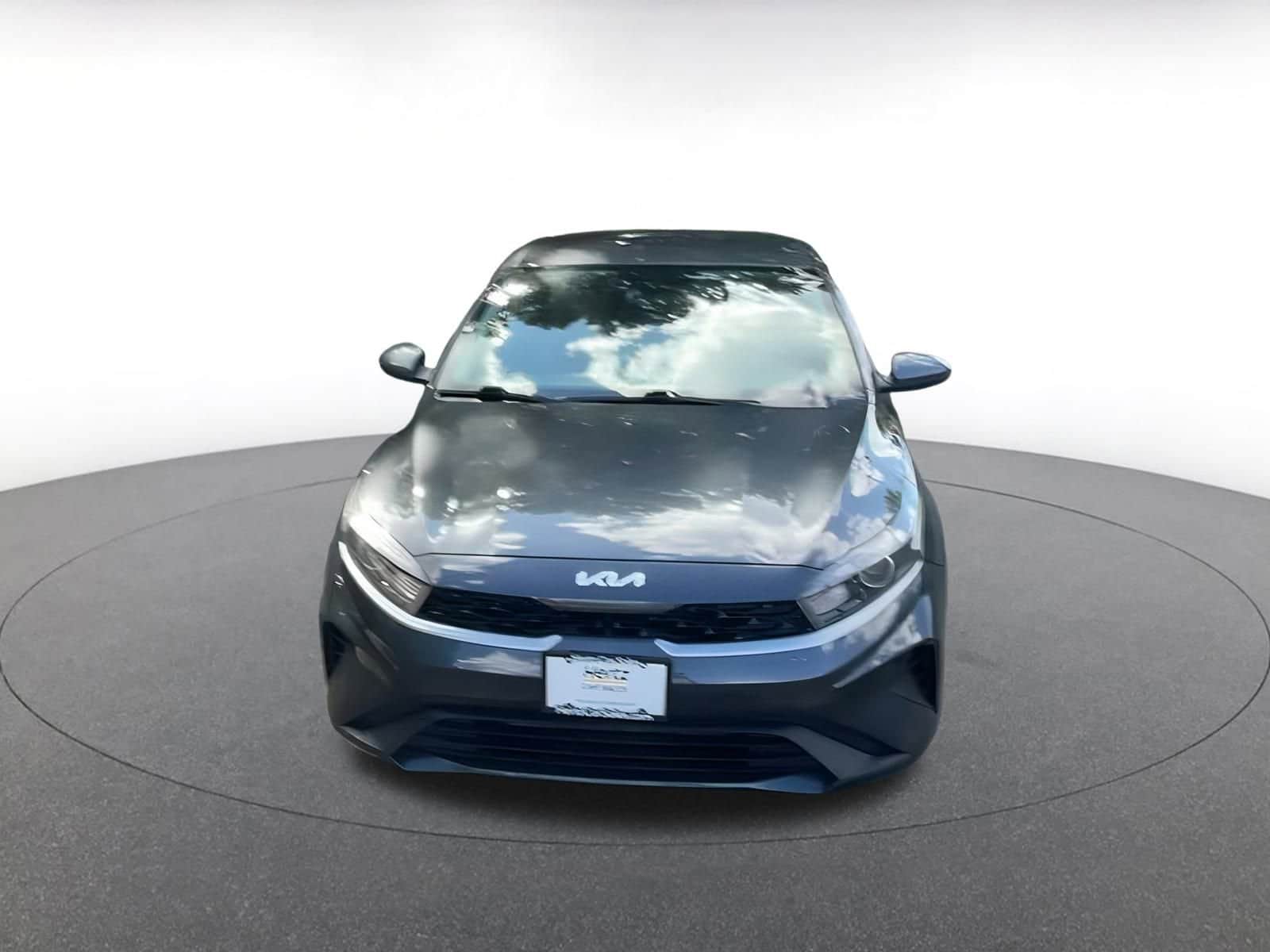 Thumbnail: 2024 Kia Forte - 7
