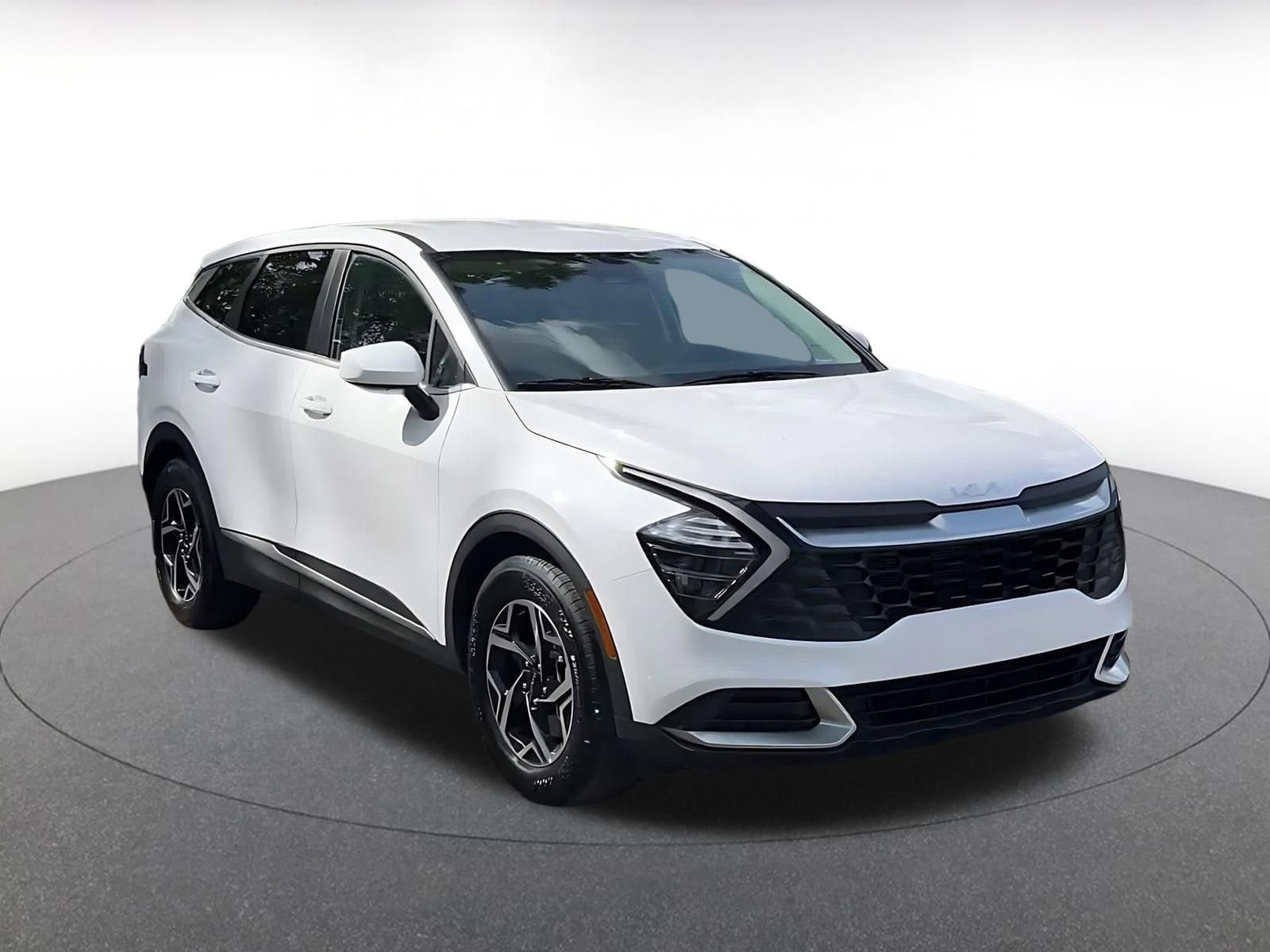 Thumbnail: 2025 Kia Sportage - 3