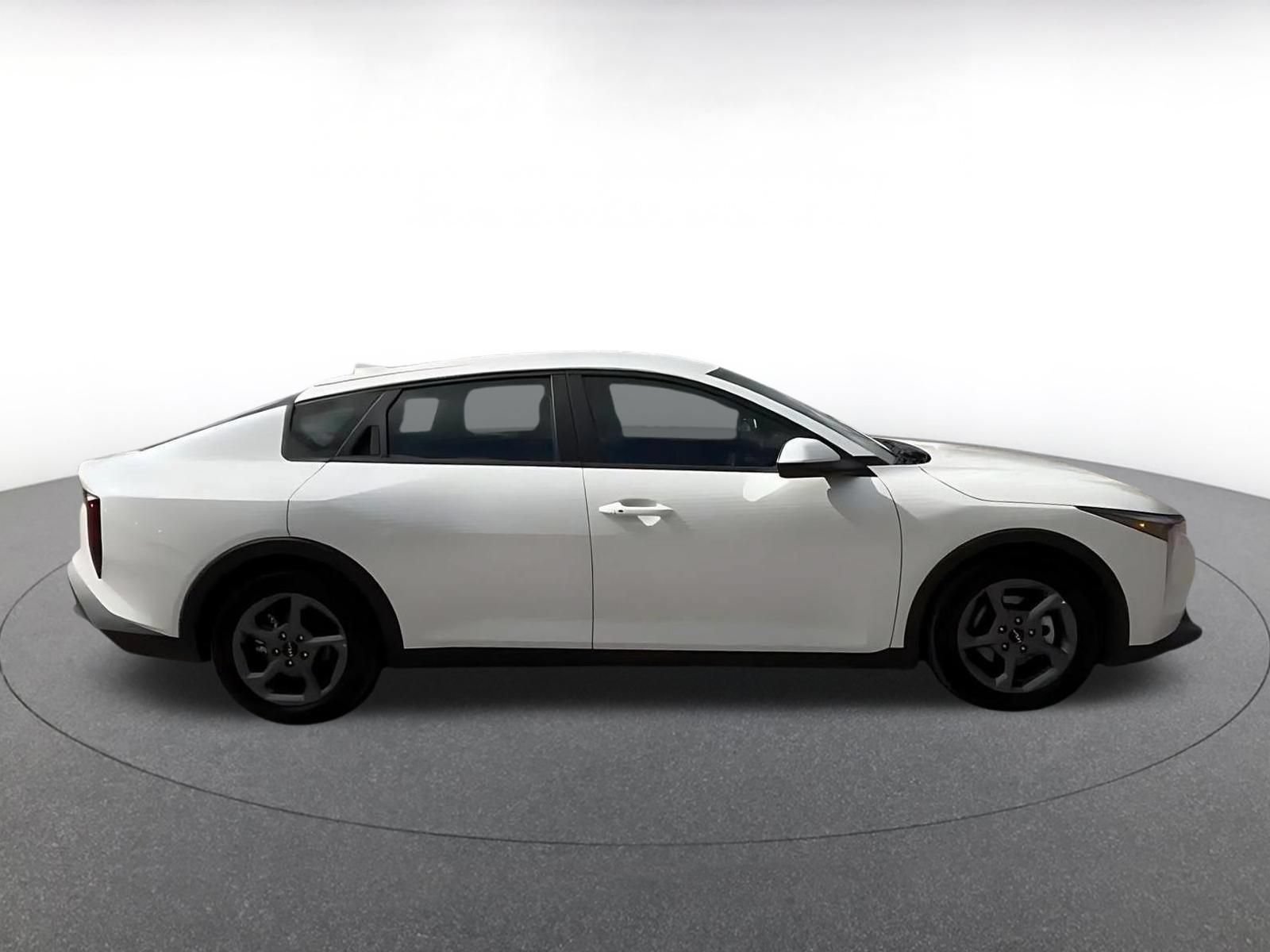 Thumbnail: 2025 Kia K4 - 13