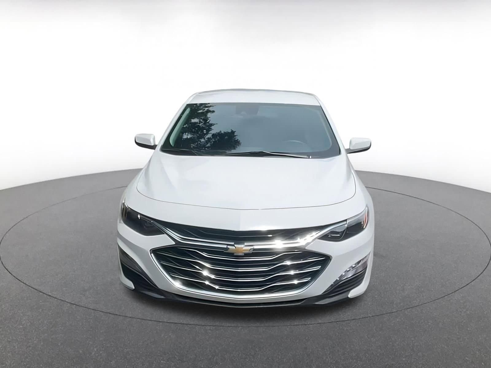 Thumbnail: 2024 Chevrolet Malibu - 5