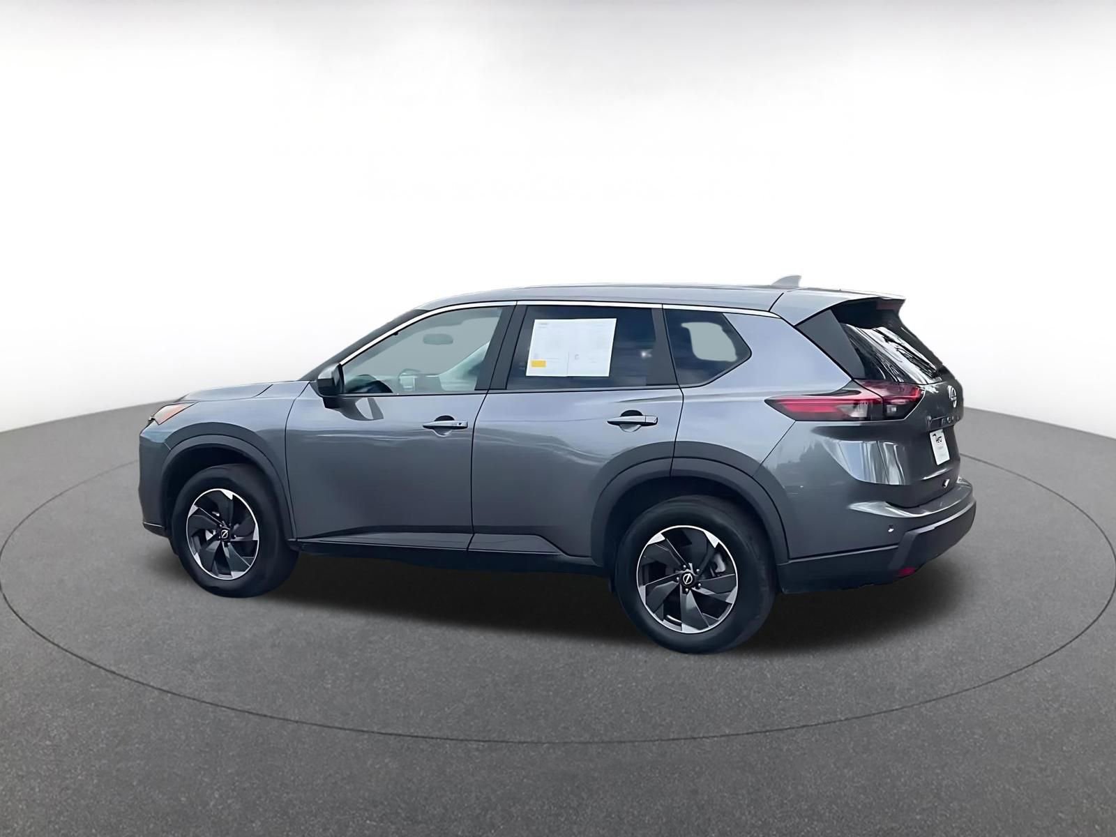 Thumbnail: 2025 Nissan Rogue - 10