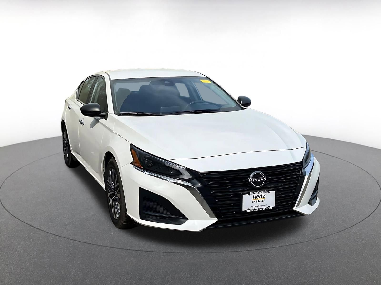 Thumbnail: 2025 Nissan Altima - 1