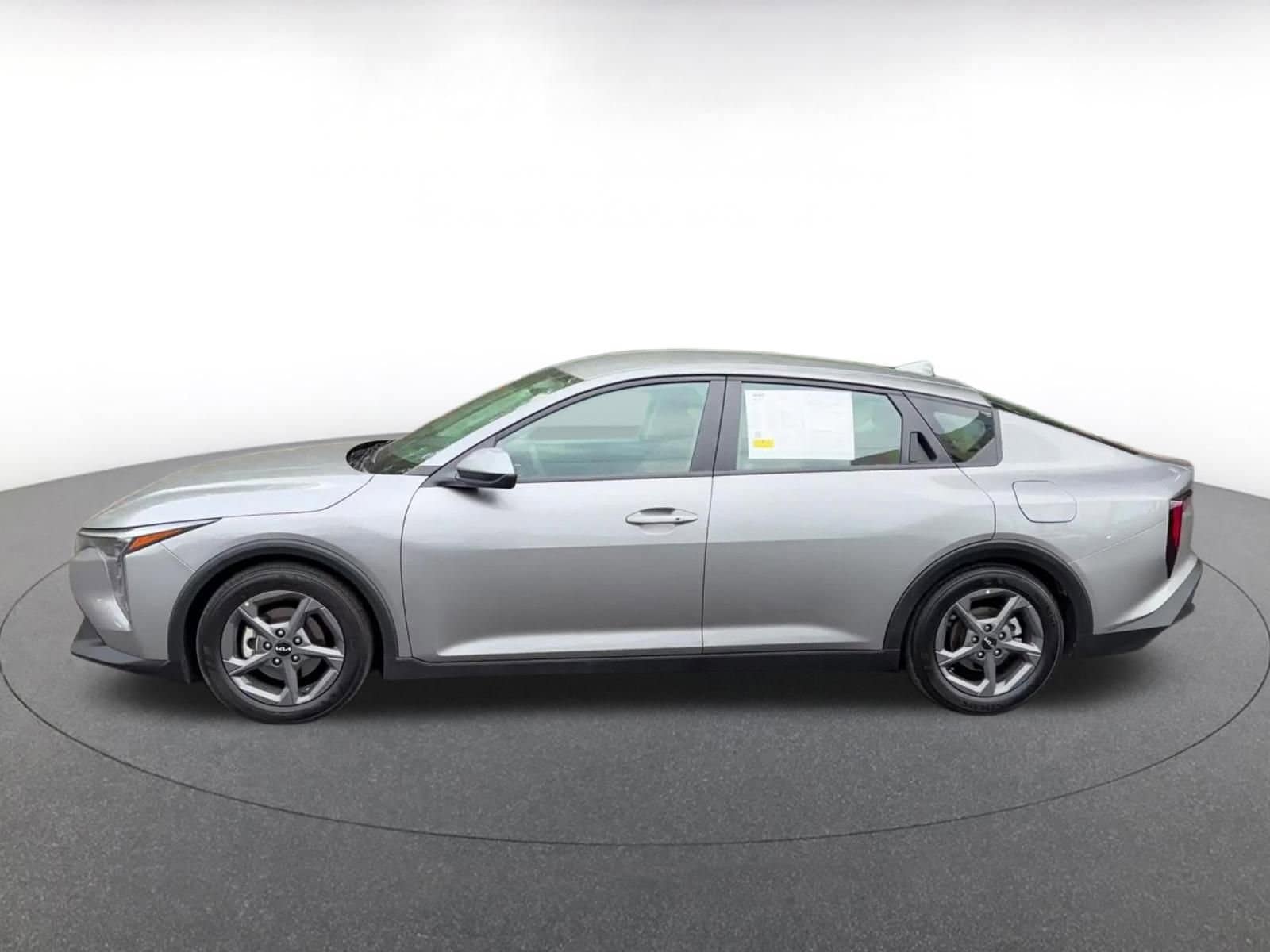 Thumbnail: 2025 Kia K4 - 9