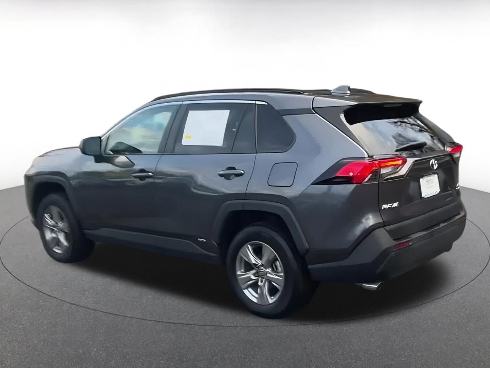 Thumbnail: 2025 Toyota RAV4 - 10