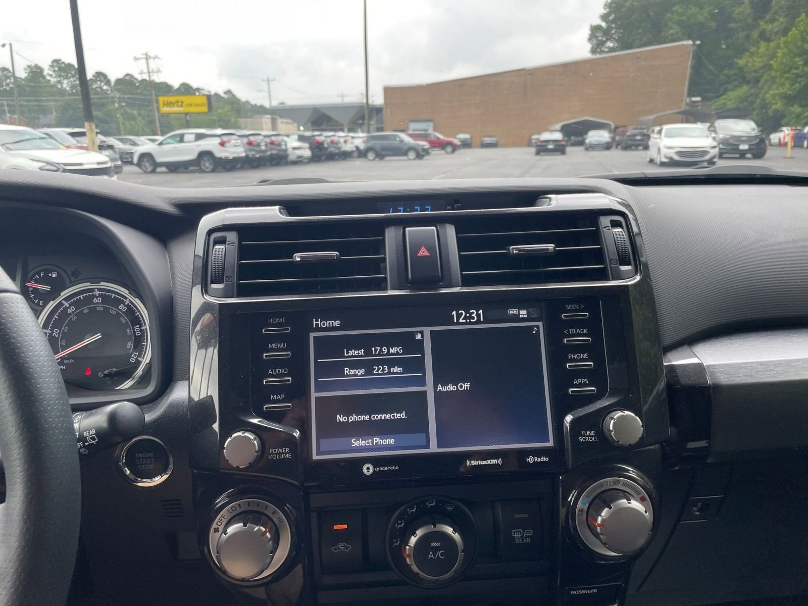 Thumbnail: 2024 Toyota 4Runner - 18