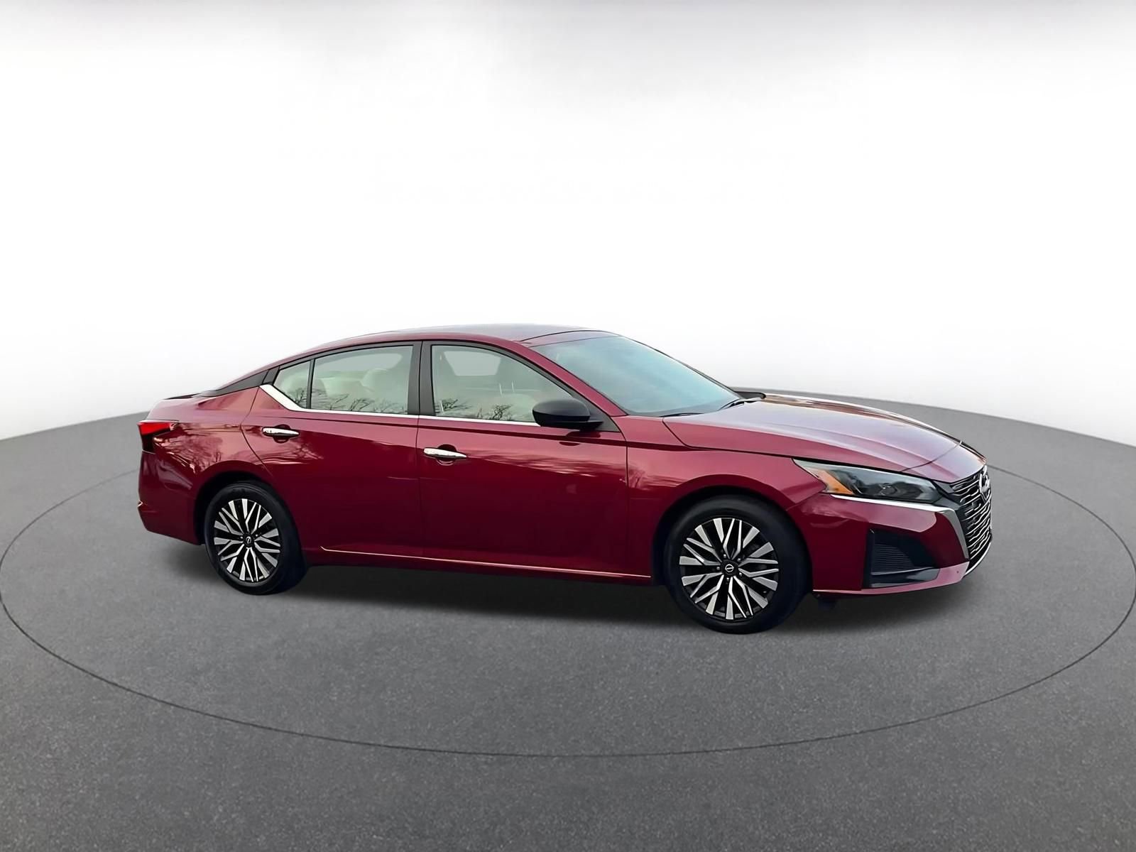 Thumbnail: 2025 Nissan Altima - 2