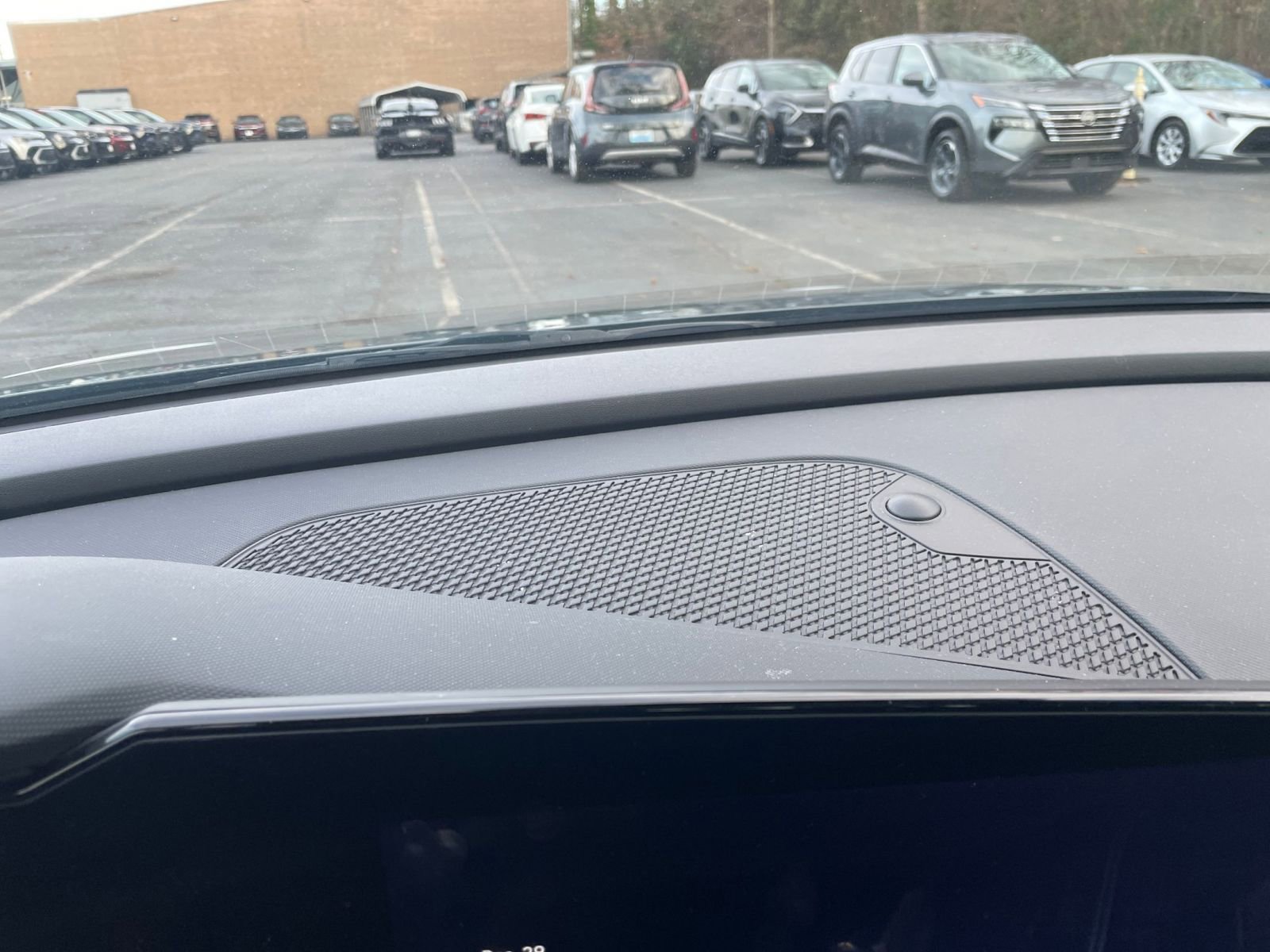 Thumbnail: 2025 Hyundai Elantra - 18