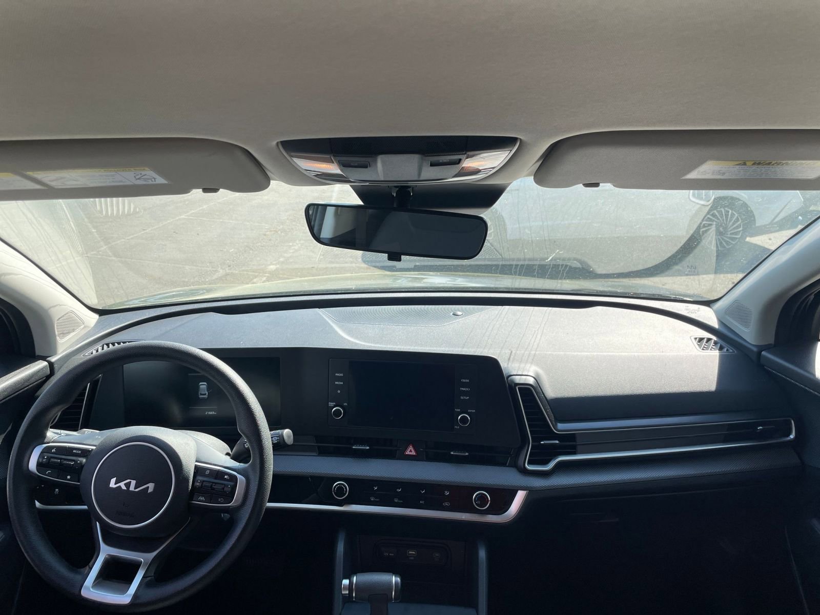 Thumbnail: 2025 Kia Sportage - 32