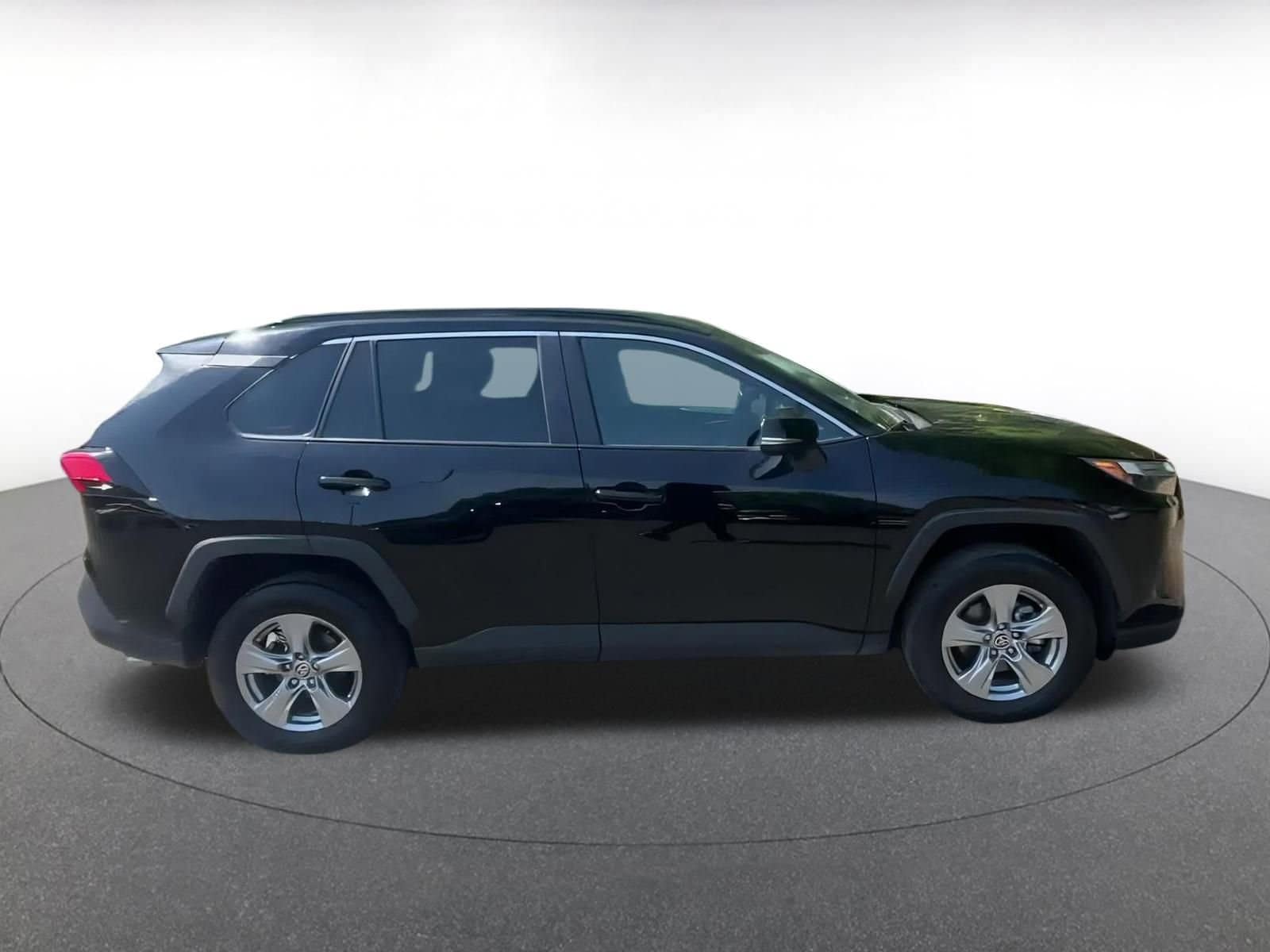 Thumbnail: 2024 Toyota RAV4 - 15