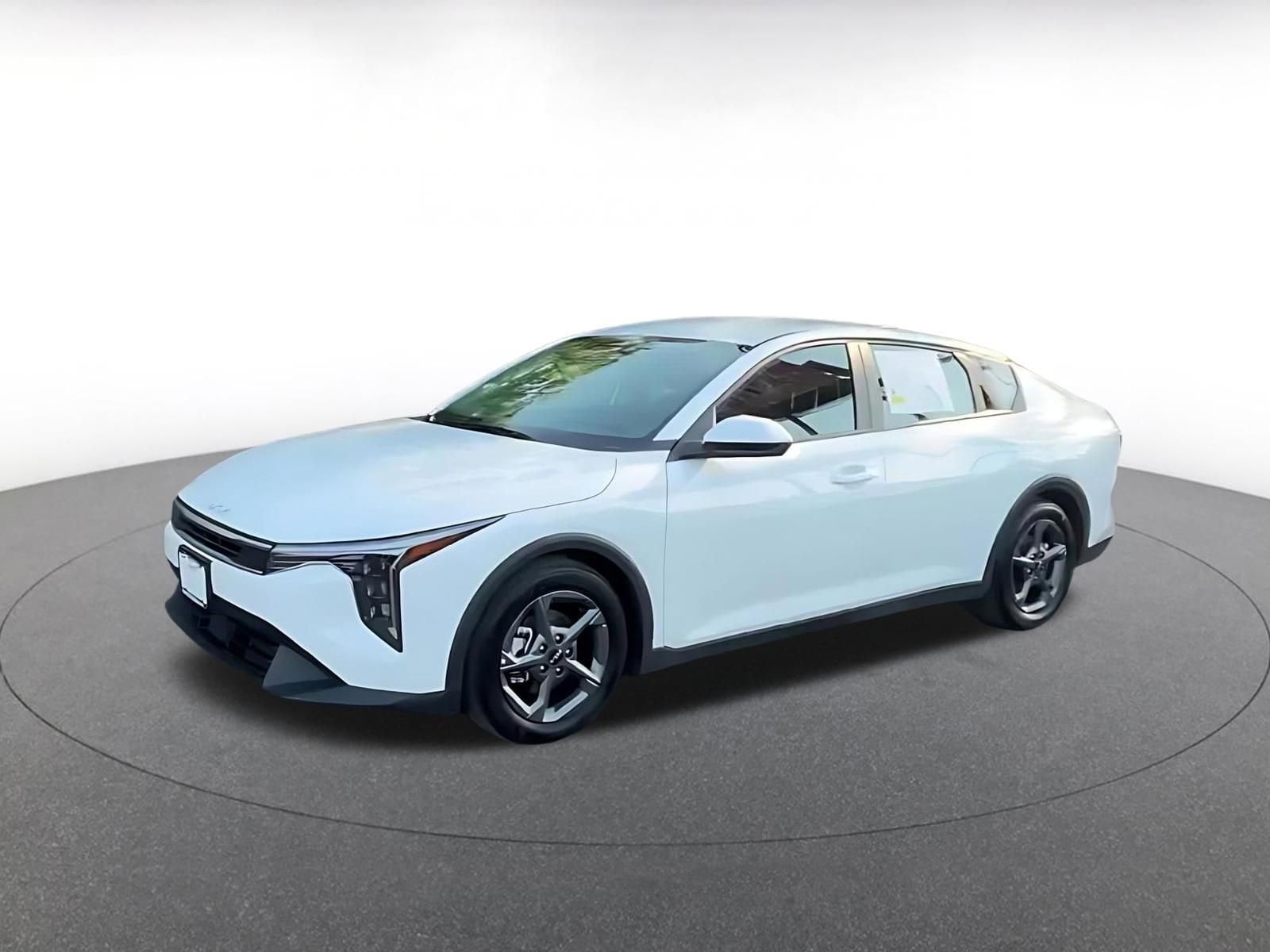Thumbnail: 2025 Kia K4 - 8