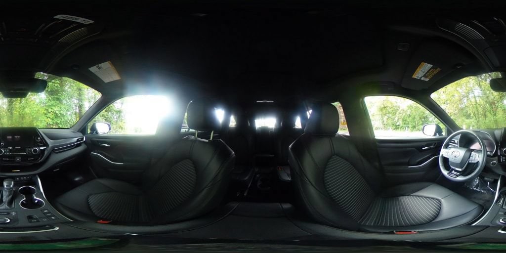 Thumbnail: 2025 Toyota Highlander - 31