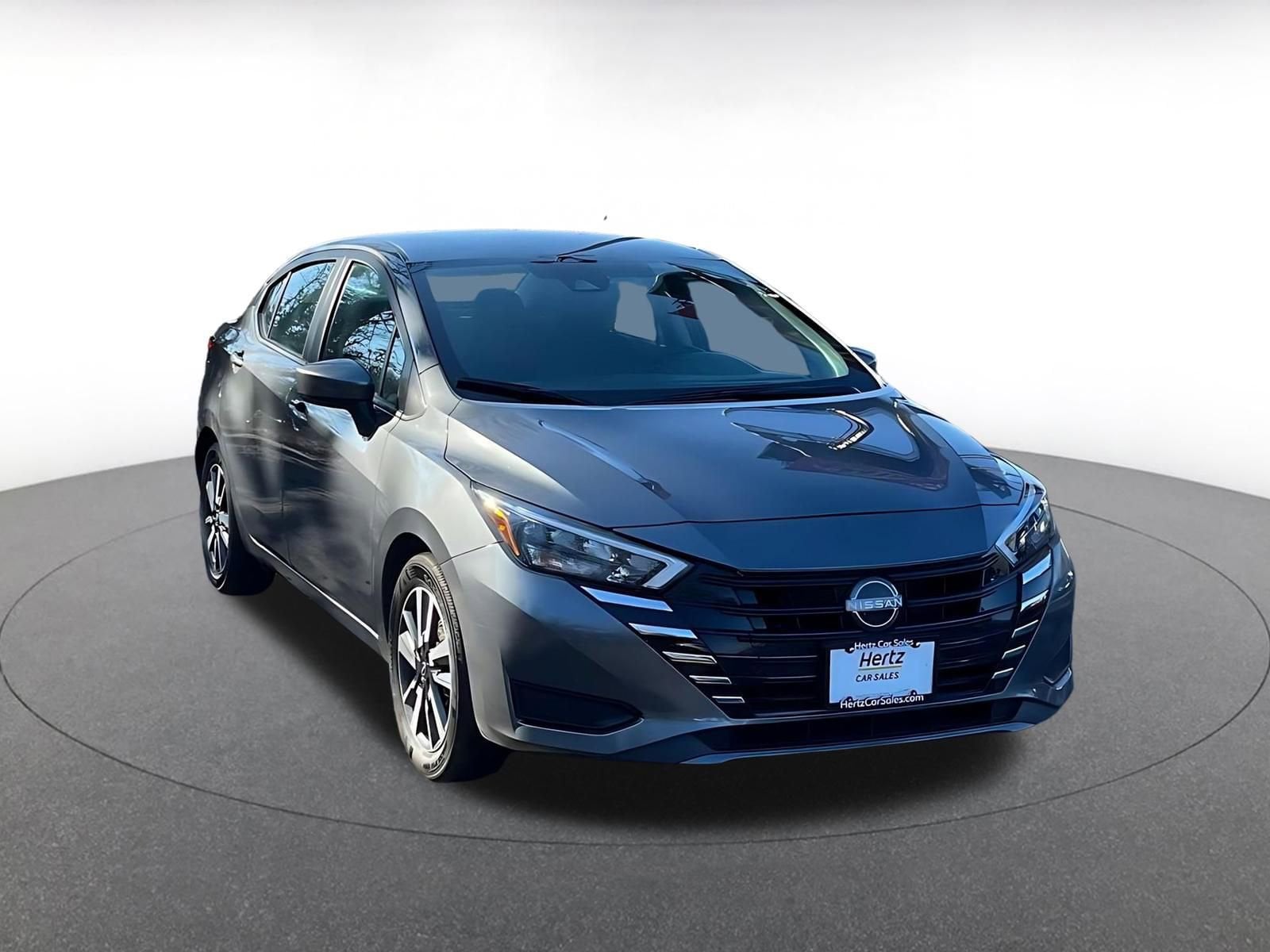 2025 Nissan Versa Sedan SV