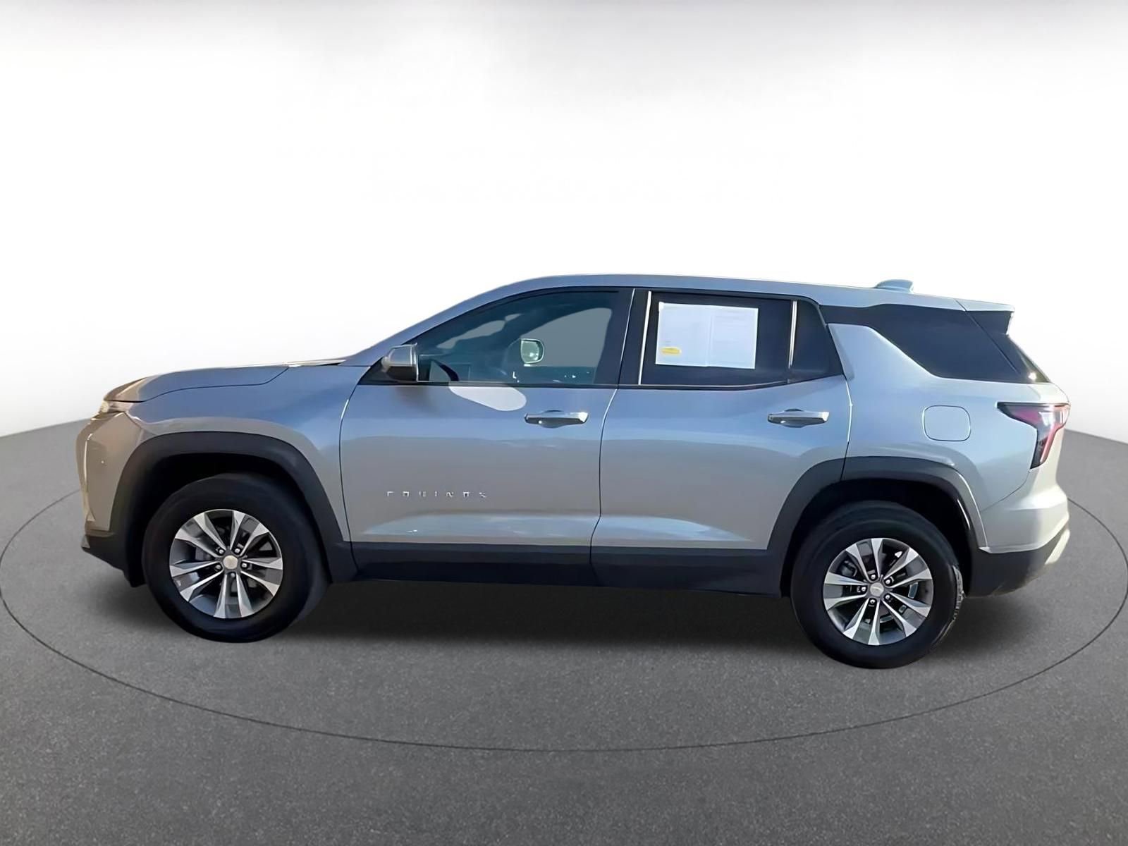 Thumbnail: 2025 Chevrolet Equinox - 9