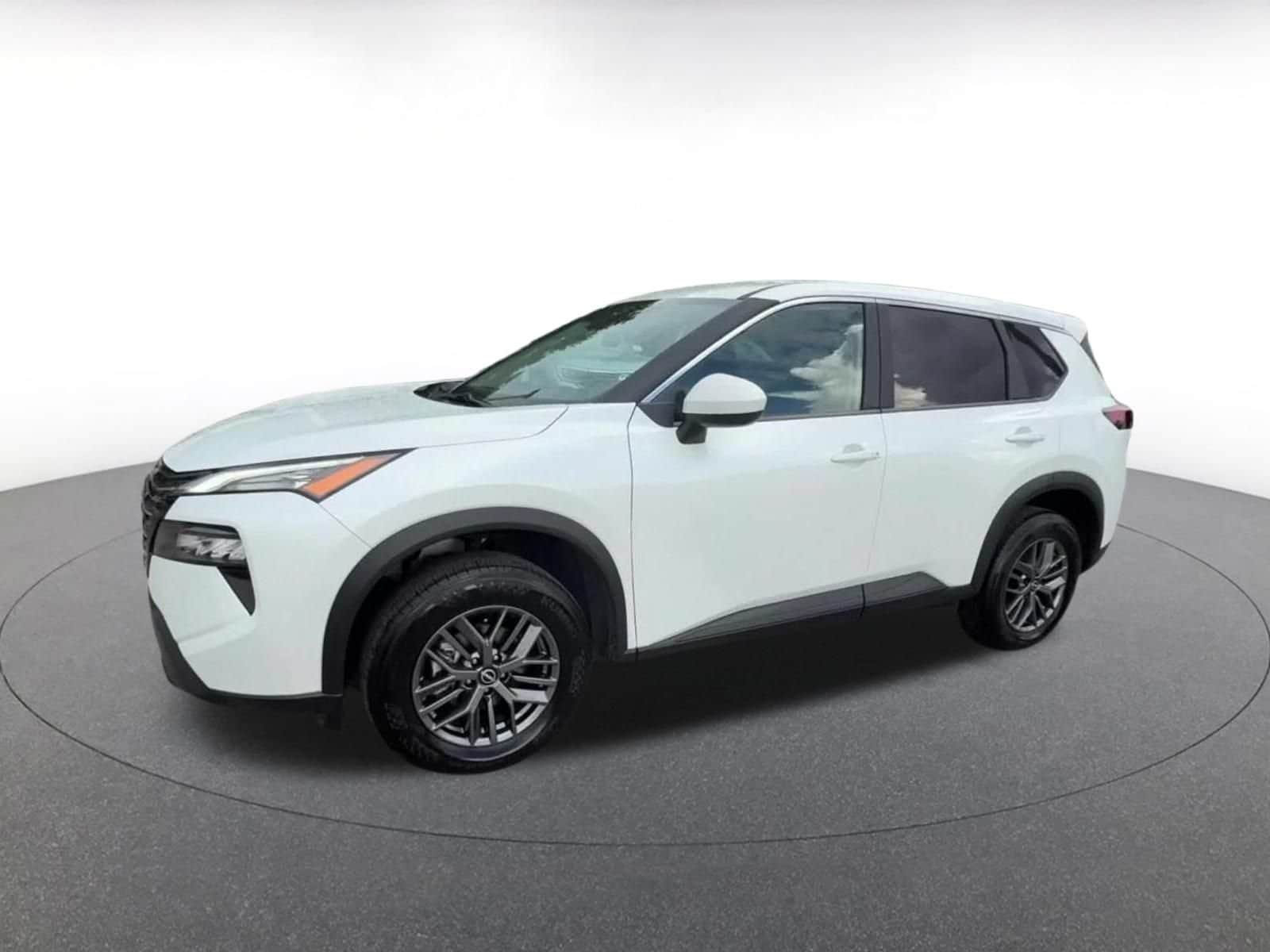 Thumbnail: 2026 Nissan Rogue - 8