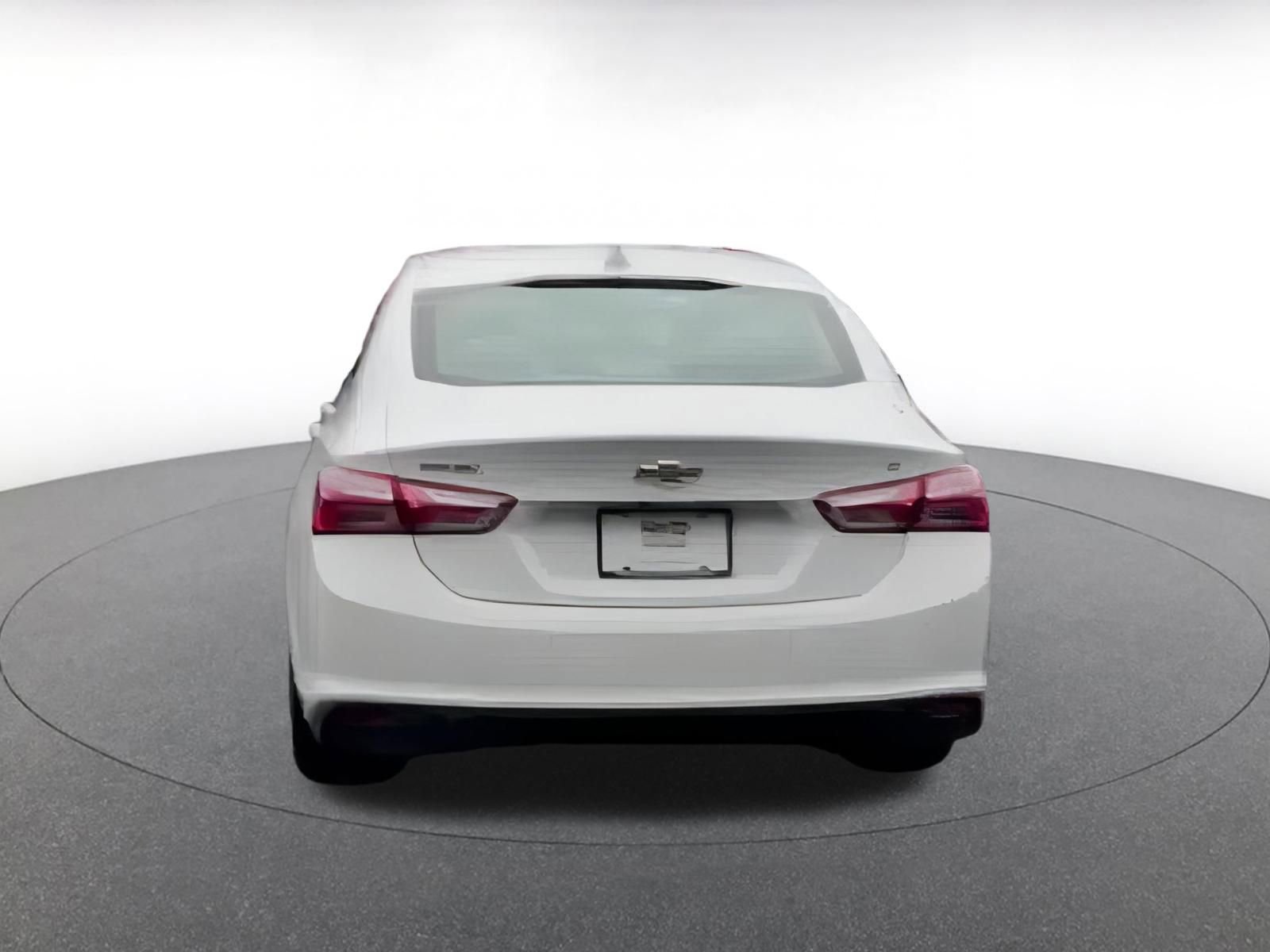 Thumbnail: 2024 Chevrolet Malibu - 14