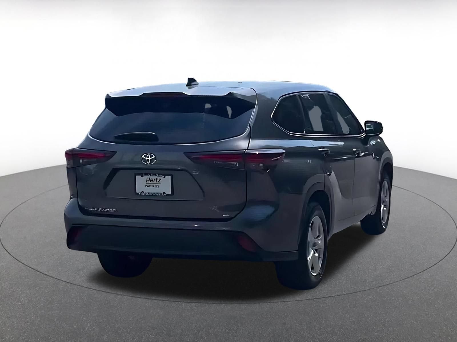 Thumbnail: 2025 Toyota Highlander - 15