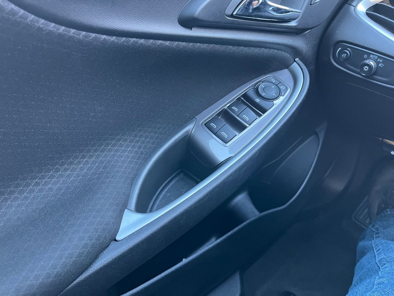 Thumbnail: 2024 Chevrolet Malibu - 20