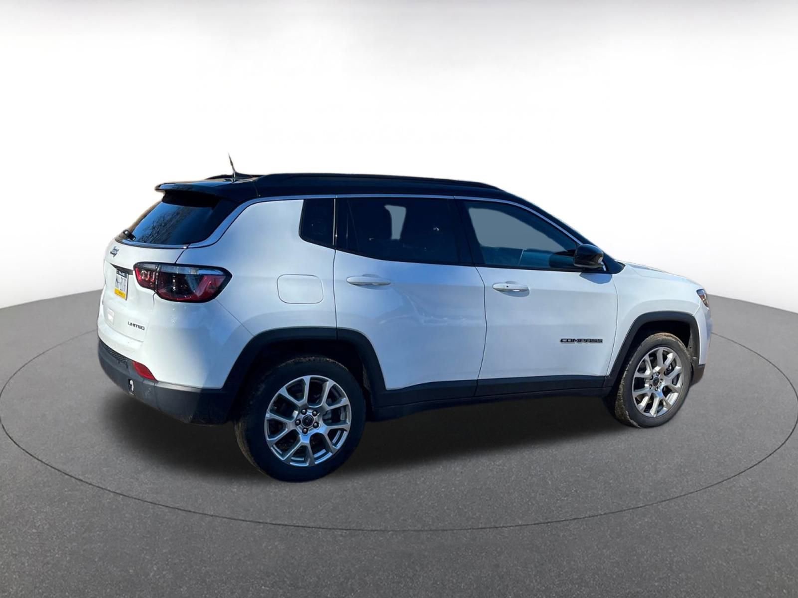 Thumbnail: 2025 Jeep Compass - 15