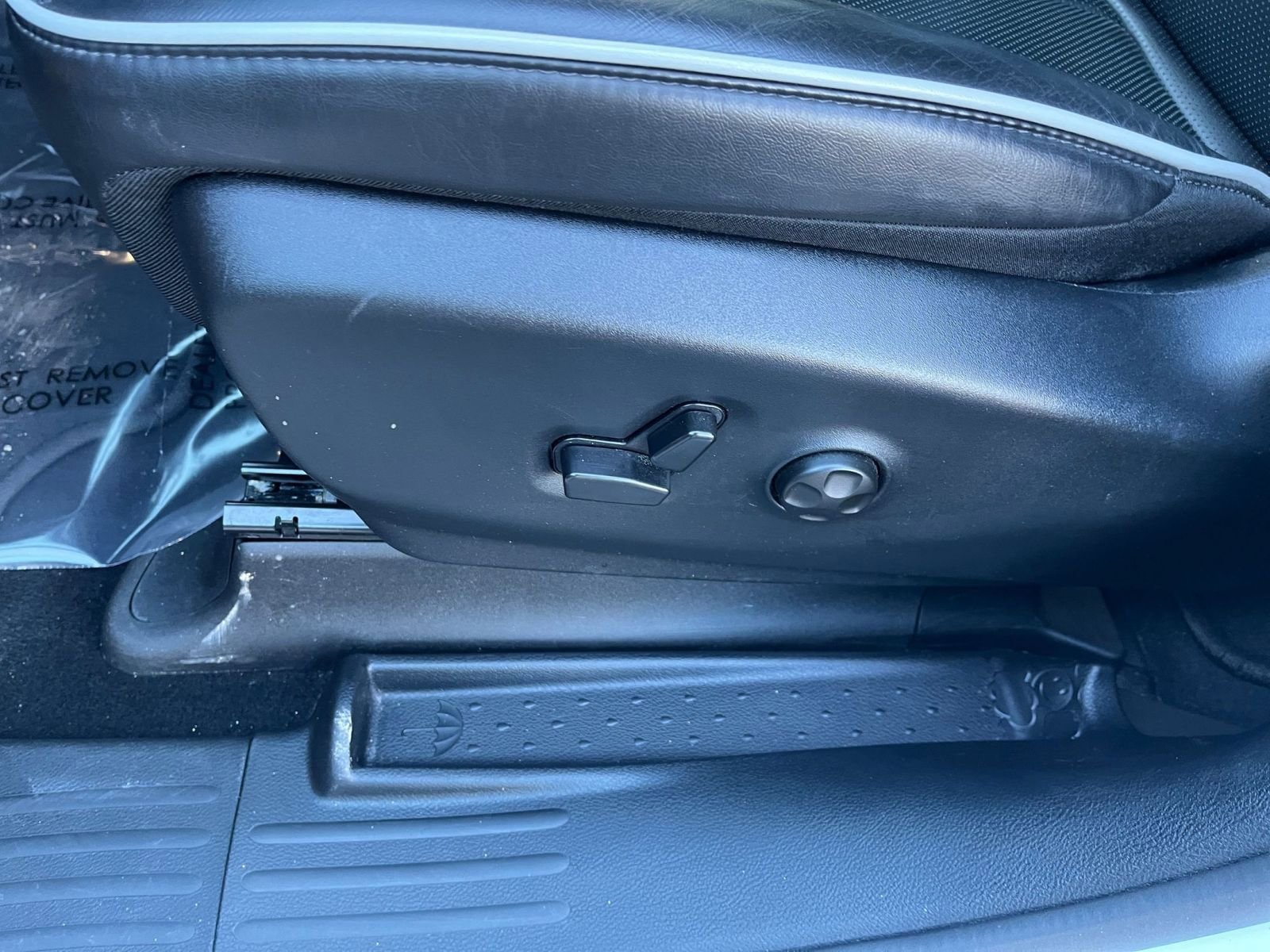 Thumbnail: 2025 Chrysler Pacifica - 23