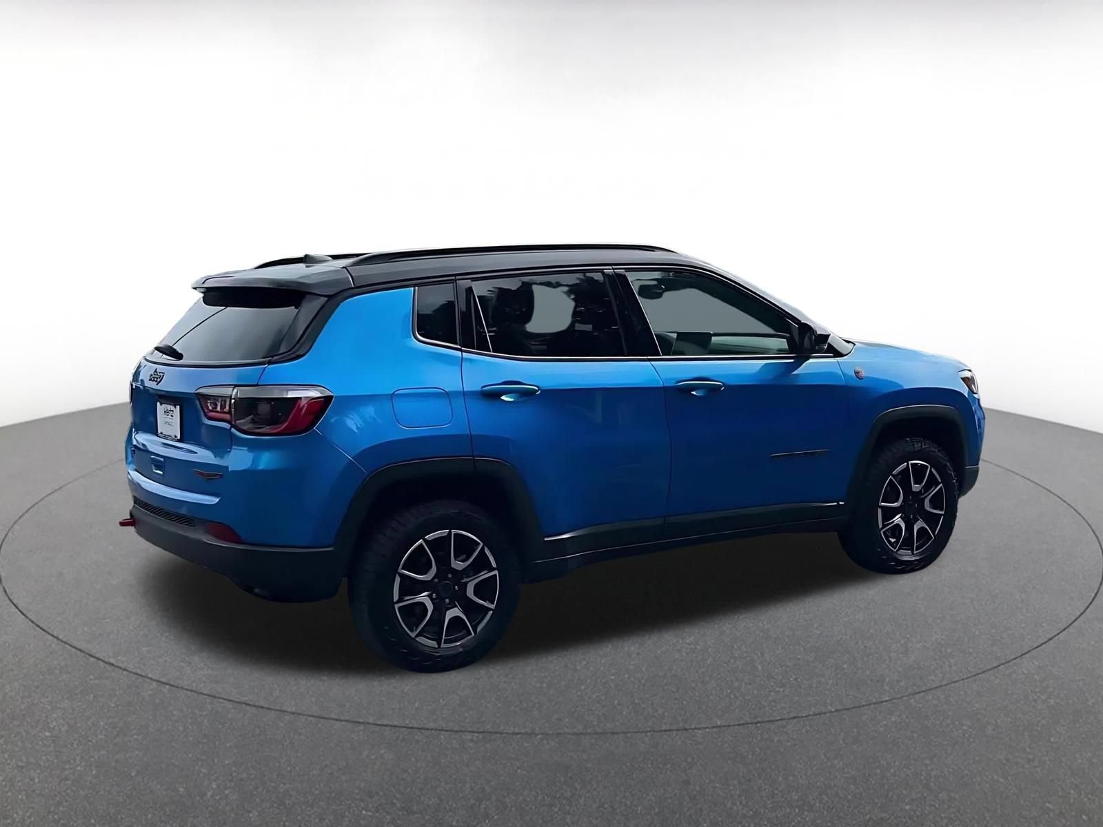 Thumbnail: 2025 Jeep Compass - 12