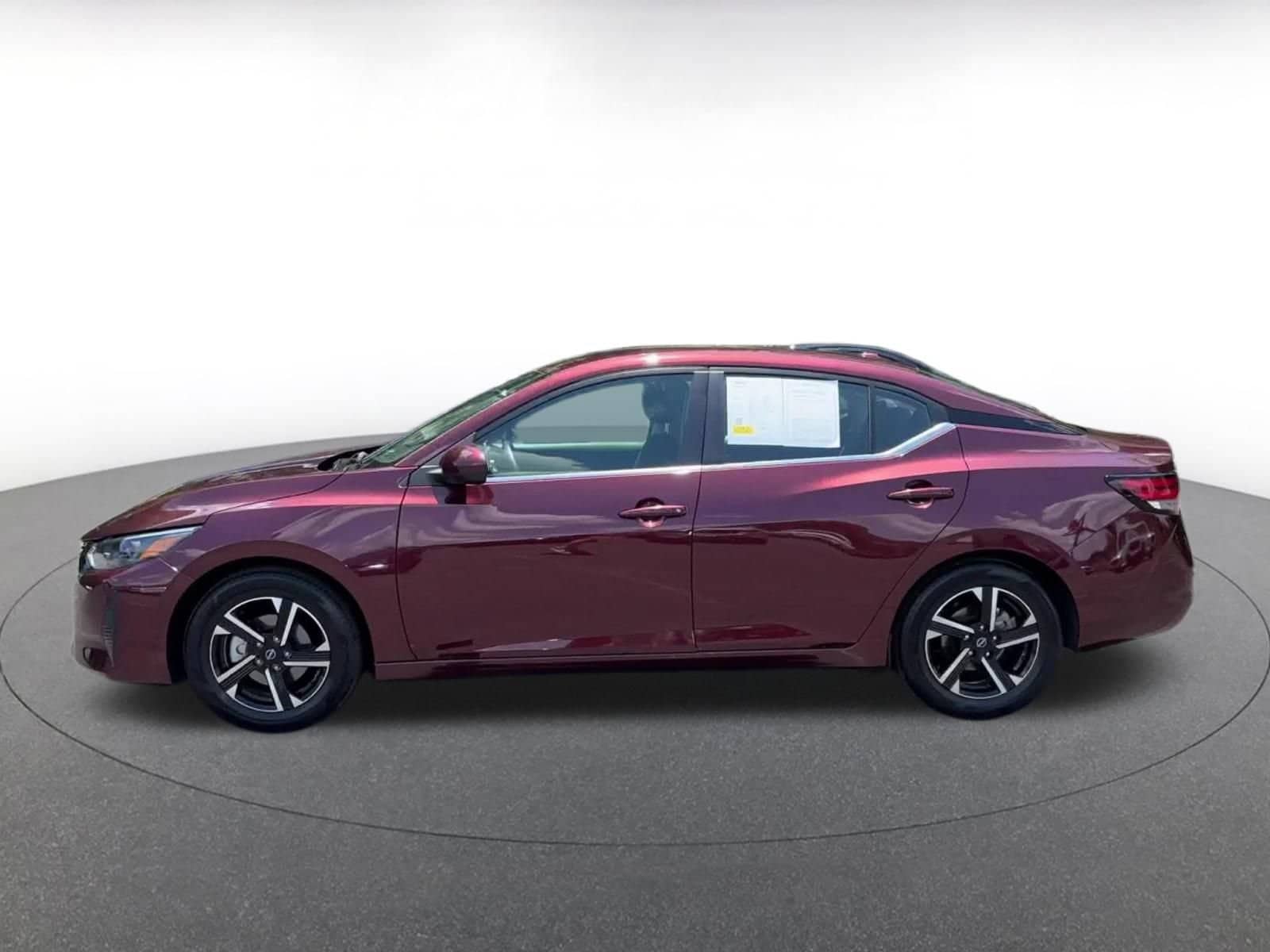 Thumbnail: 2025 Nissan Sentra - 9