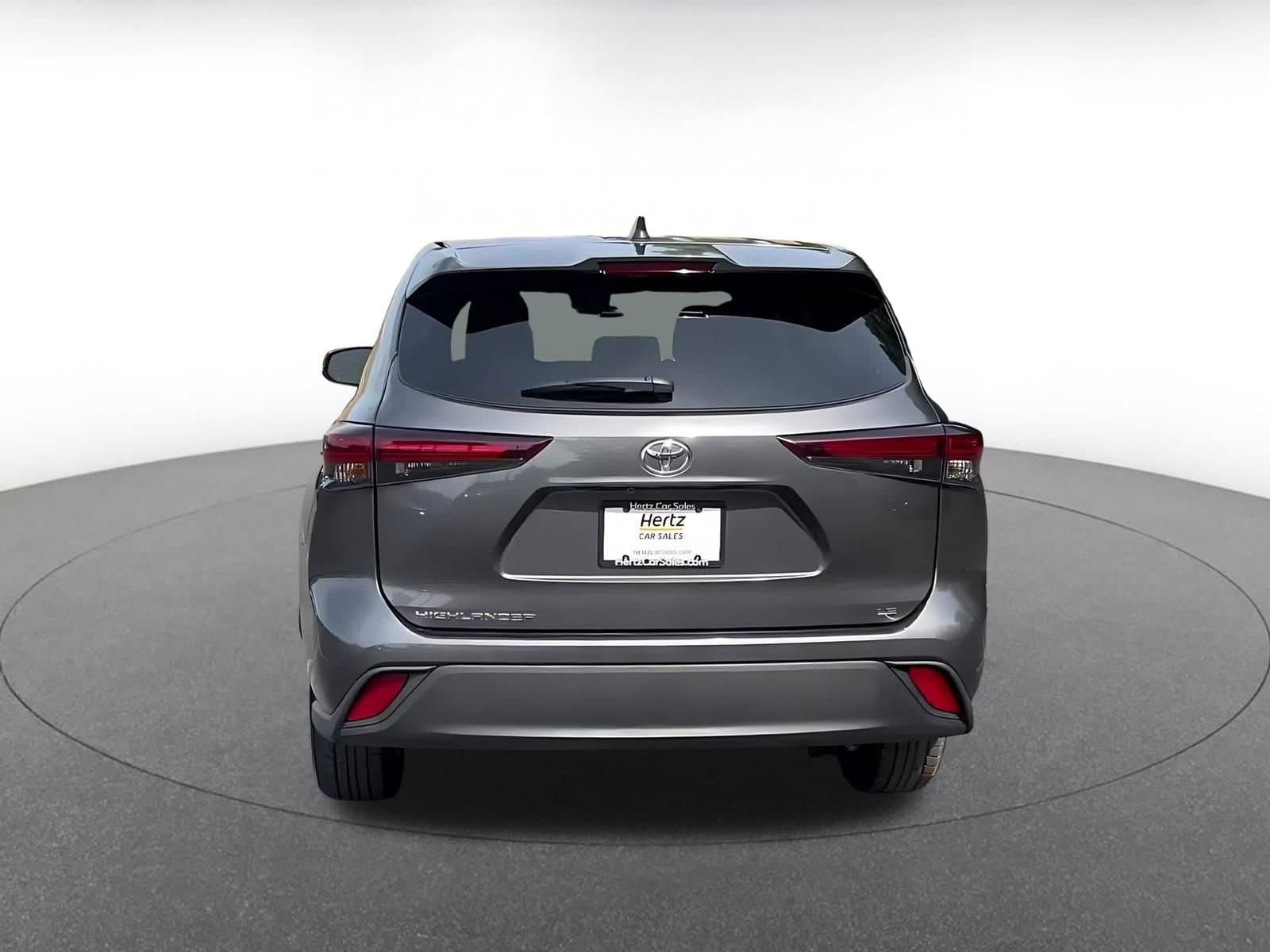 Thumbnail: 2025 Toyota Highlander - 12