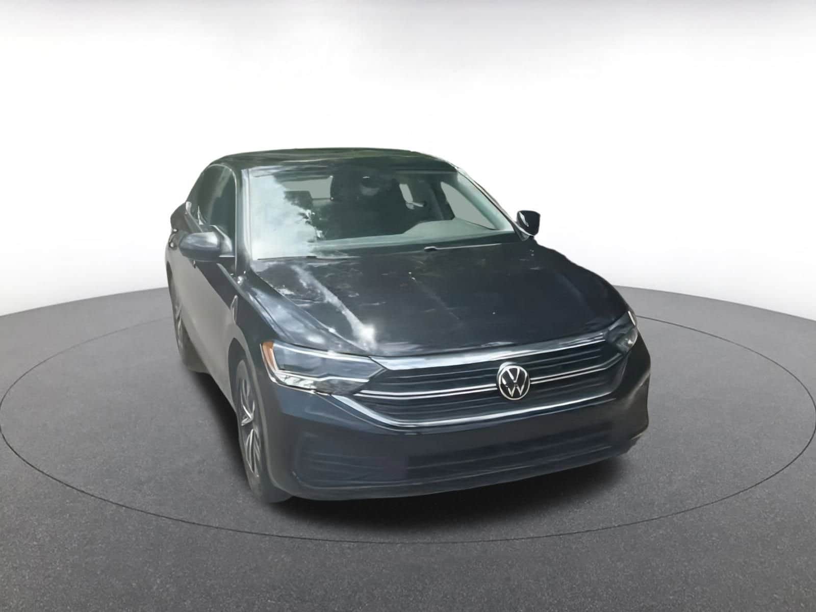 Thumbnail: 2024 Volkswagen Jetta - 16