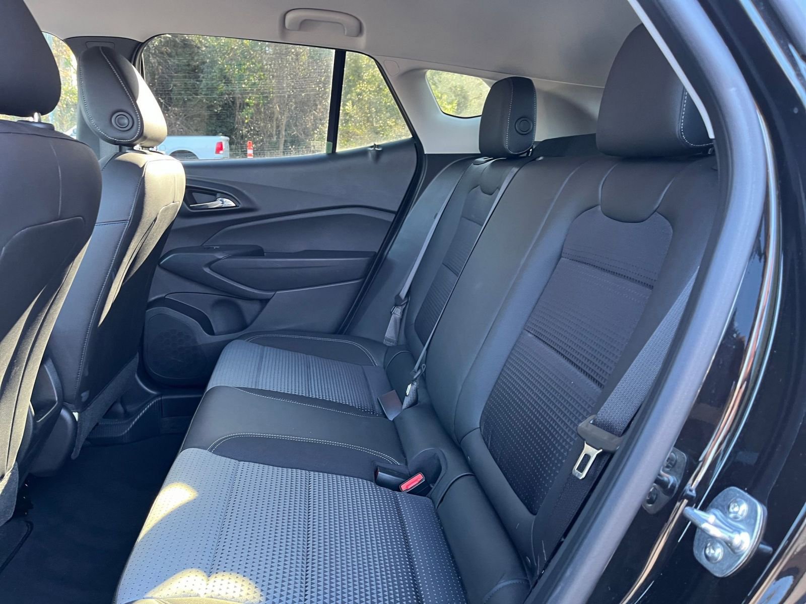 Thumbnail: 2025 Chevrolet Trax - 23