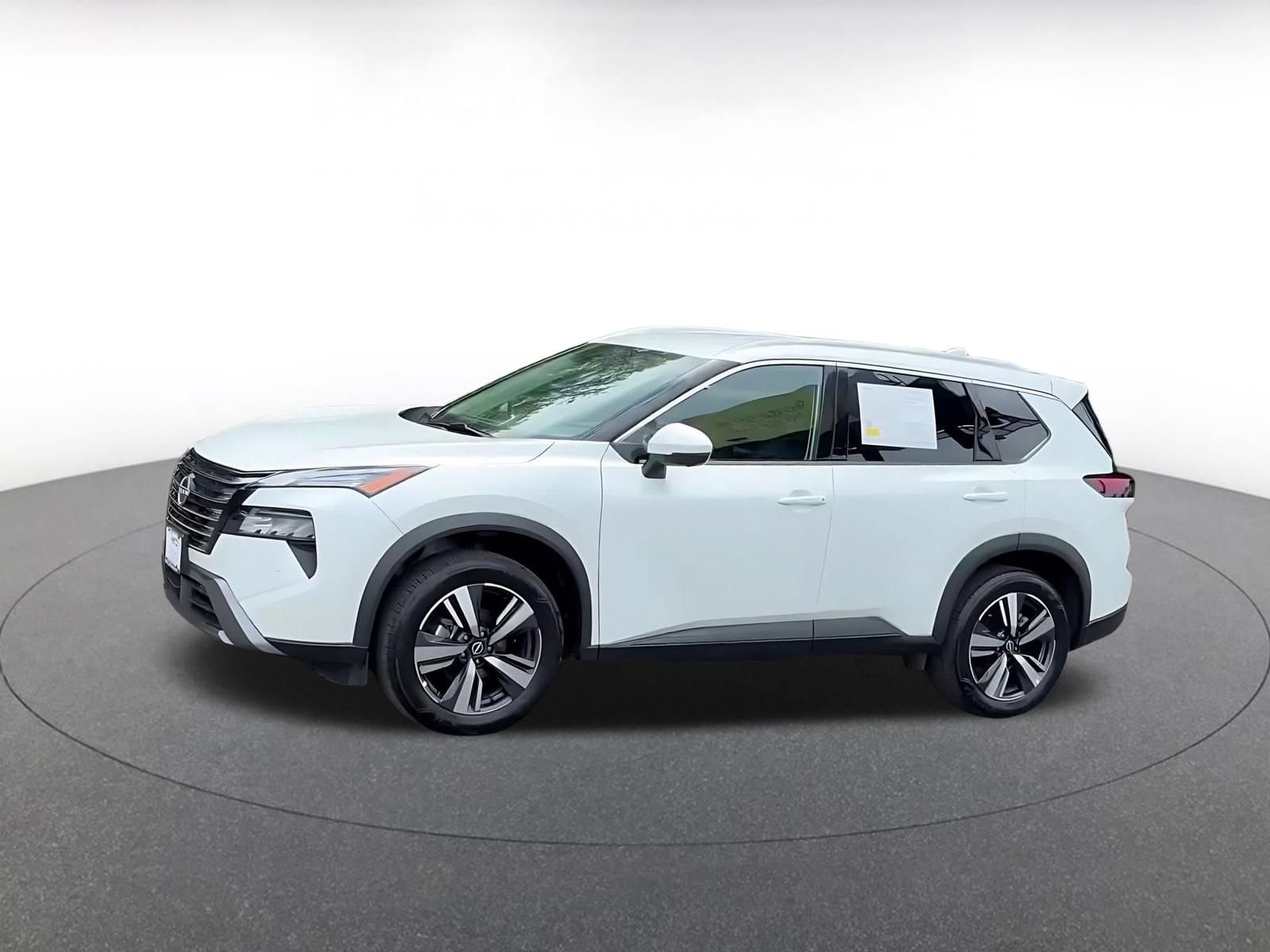 Thumbnail: 2026 Nissan Rogue - 8