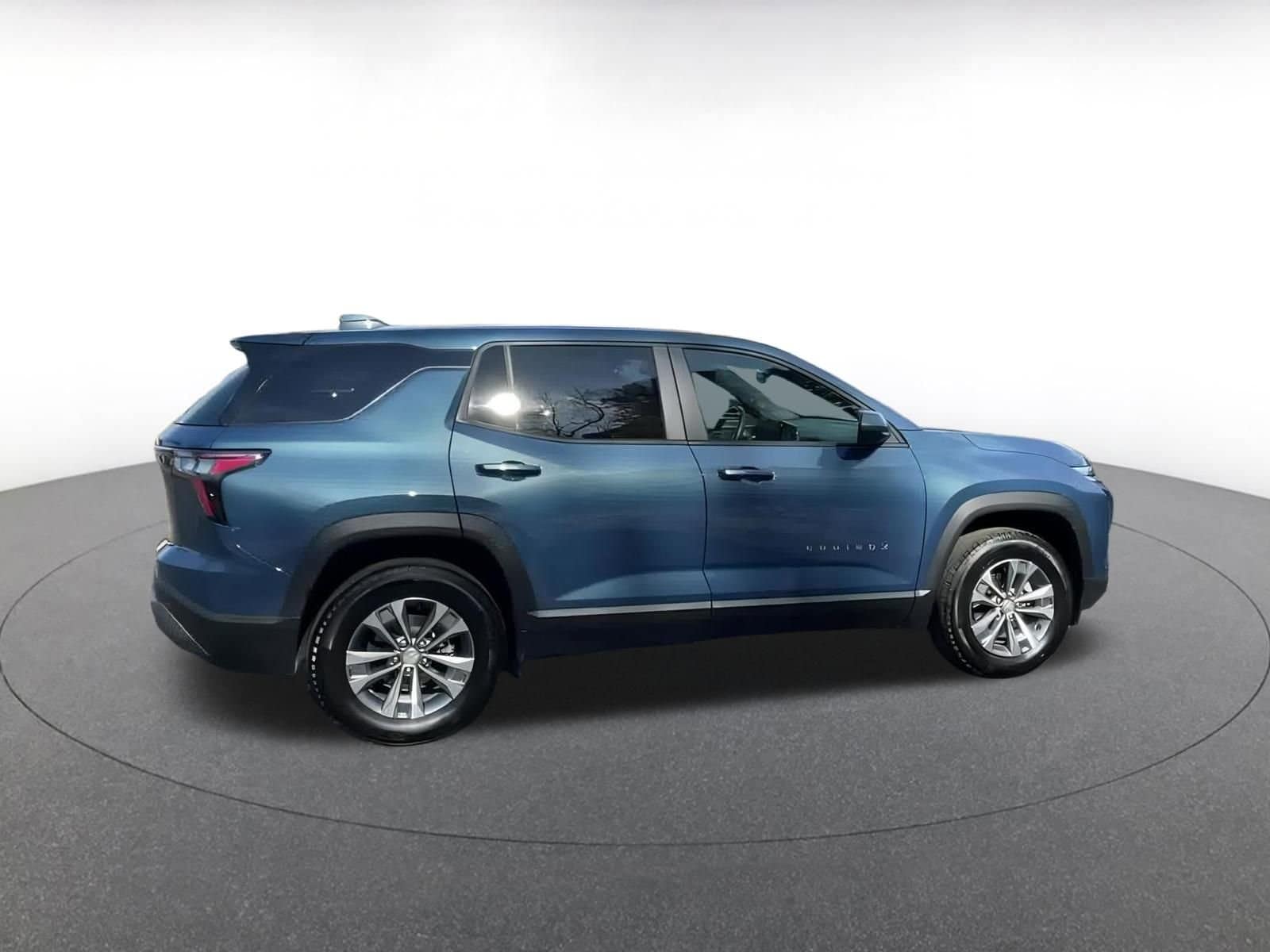 Thumbnail: 2025 Chevrolet Equinox - 12