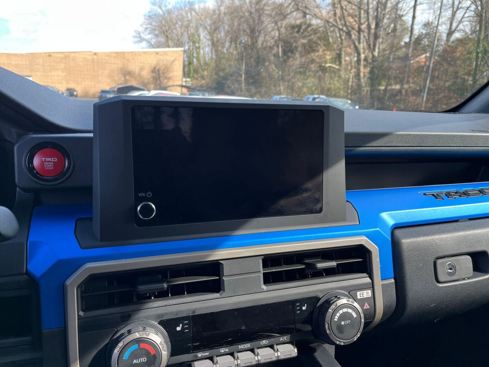 Thumbnail: 2025 Toyota Tacoma - 17