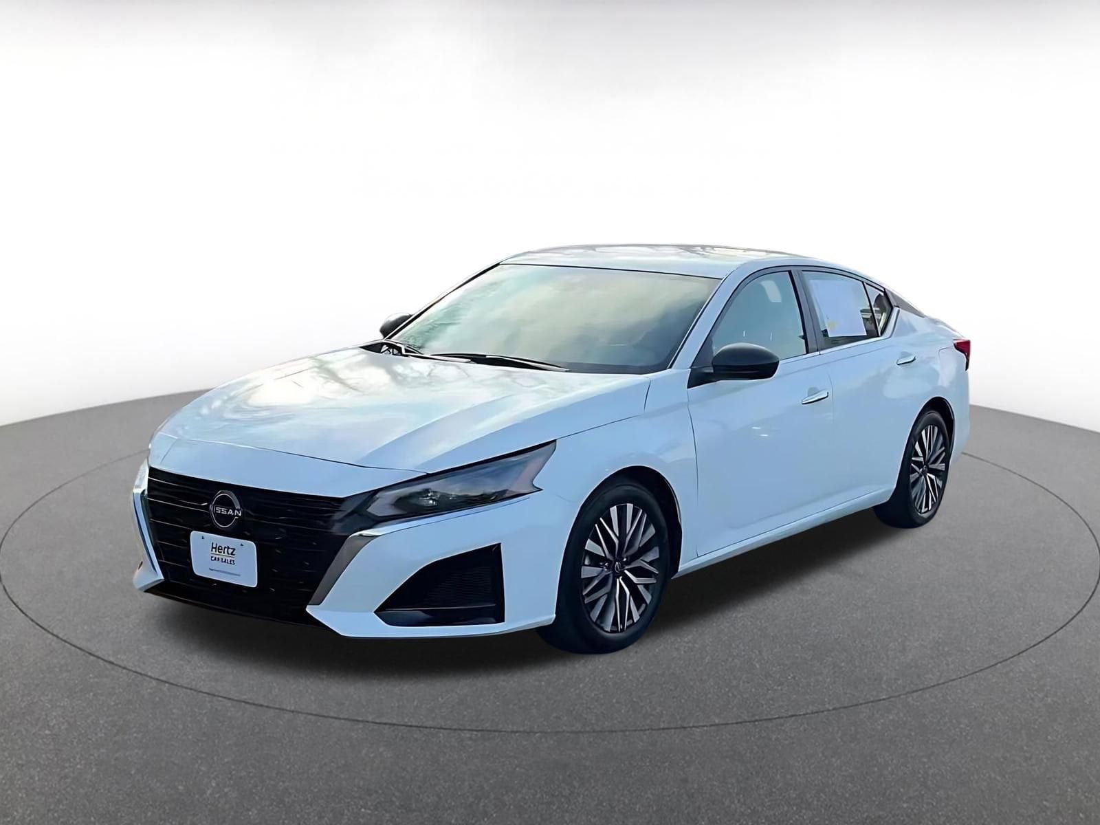 Thumbnail: 2025 Nissan Altima - 7