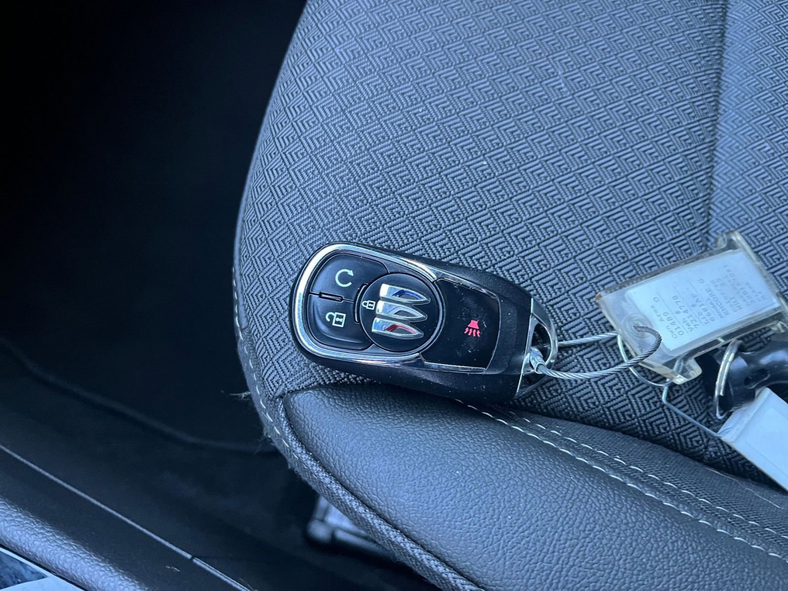 Thumbnail: 2025 Buick Encore GX - 21