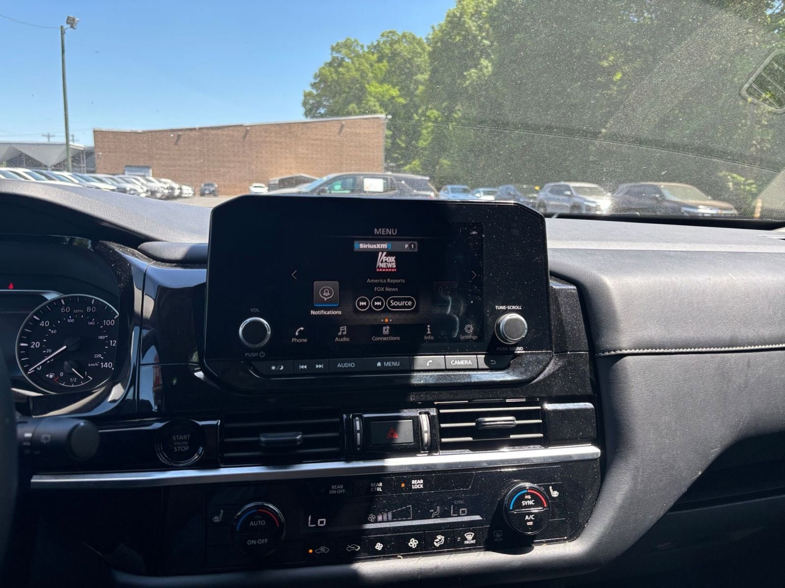 Thumbnail: 2025 Nissan Pathfinder - 17