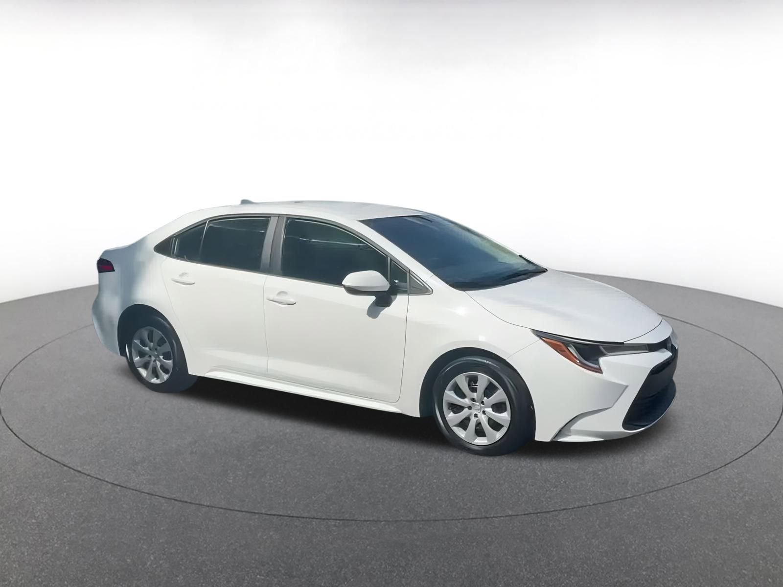 Thumbnail: 2024 Toyota Corolla - 2