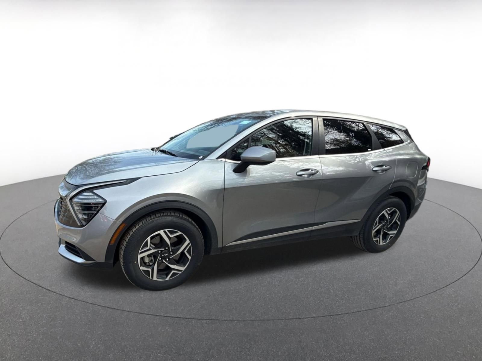 Thumbnail: 2025 Kia Sportage - 9