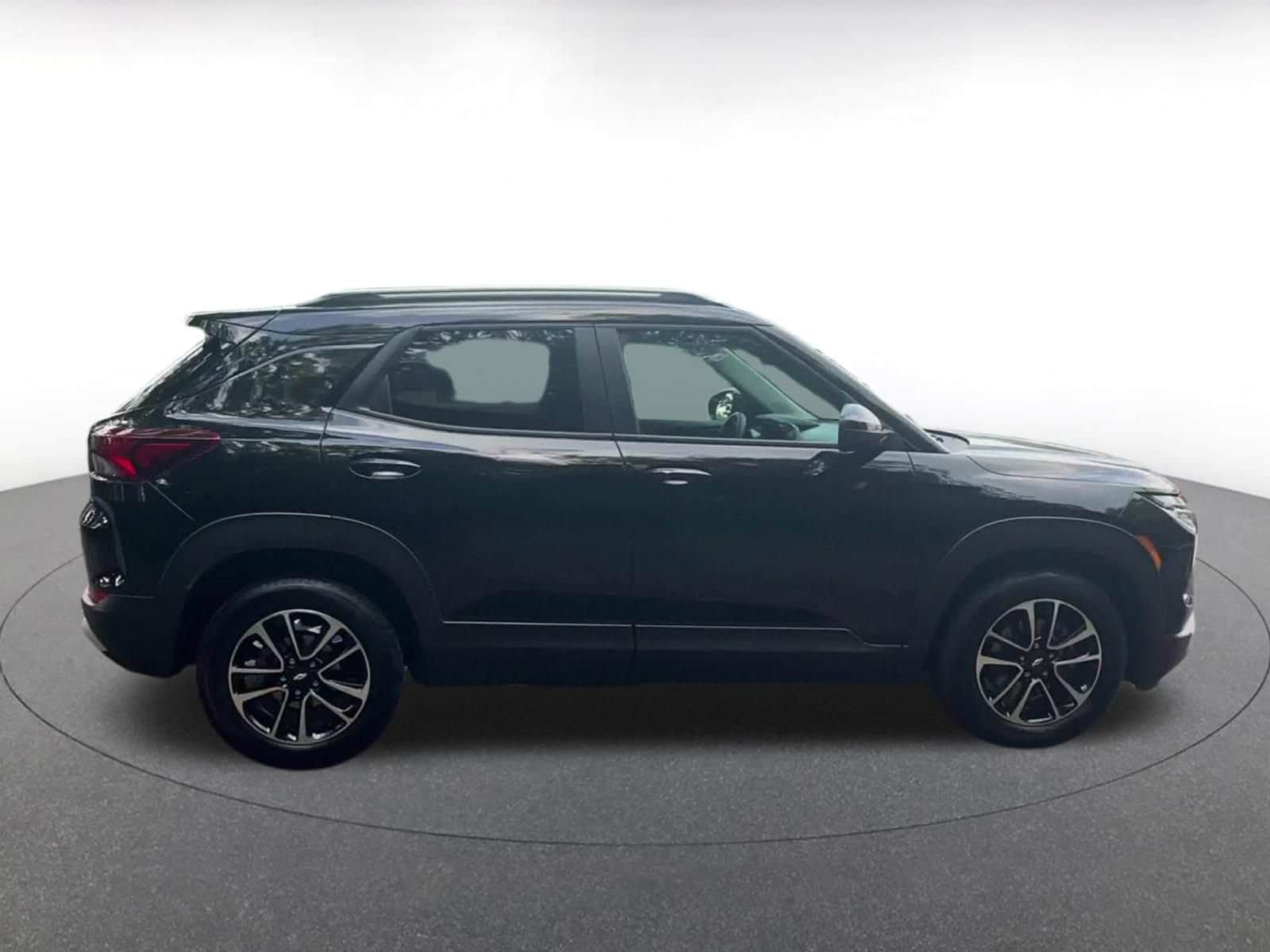 Thumbnail: 2025 Chevrolet TrailBlazer - 16
