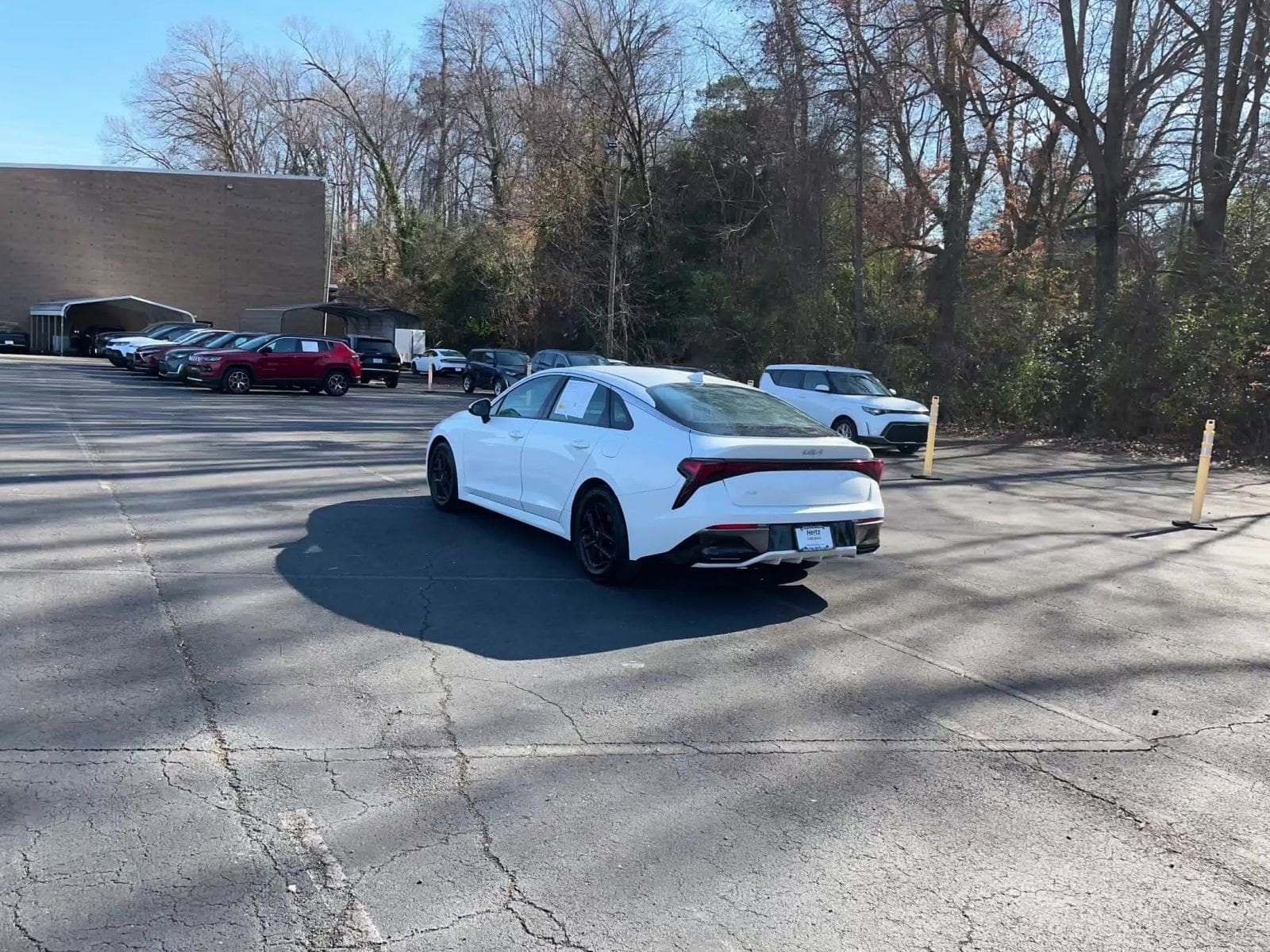 Thumbnail: 2025 Kia K5 - 16