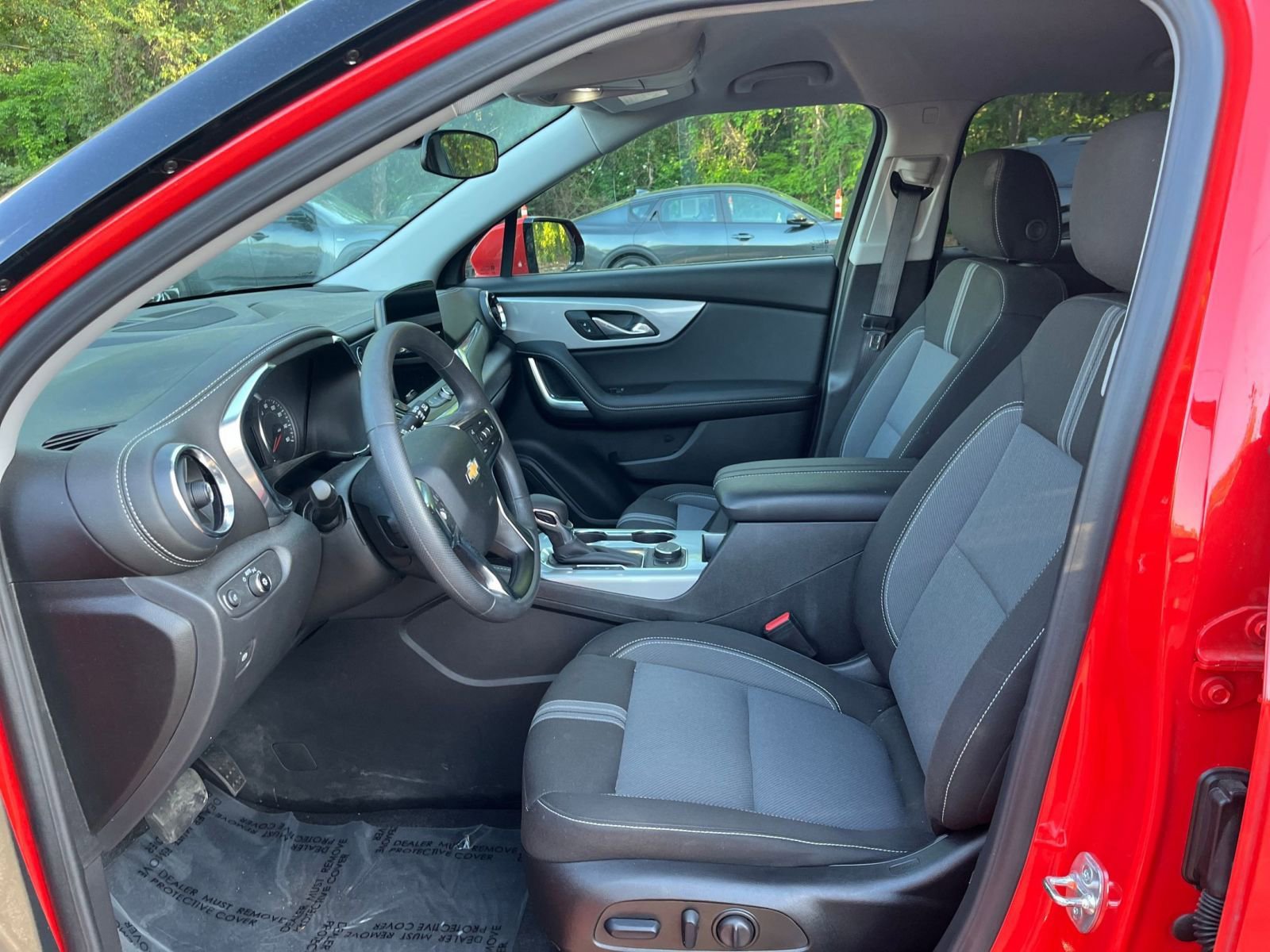 Thumbnail: 2025 Chevrolet Blazer - 28