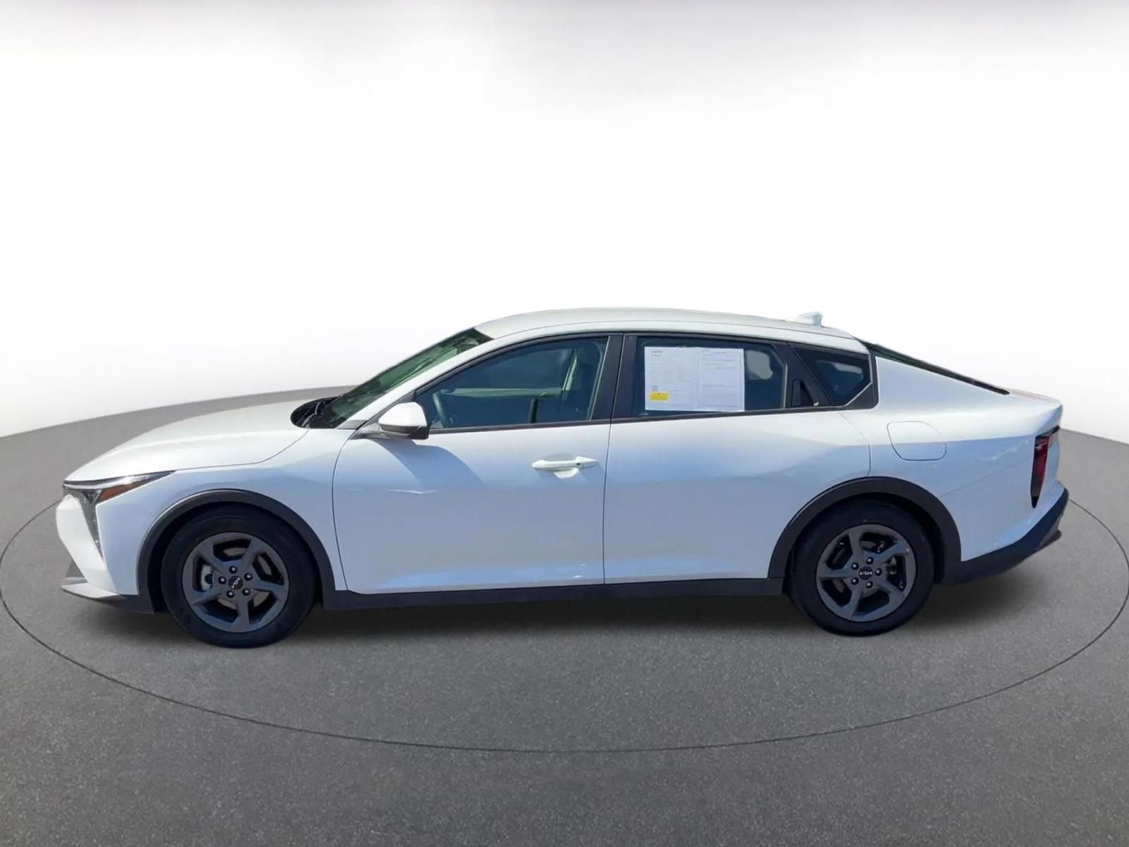 Thumbnail: 2025 Kia K4 - 9