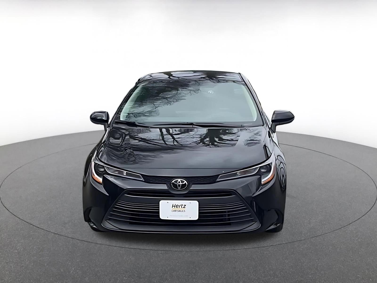 Thumbnail: 2025 Toyota Corolla - 4