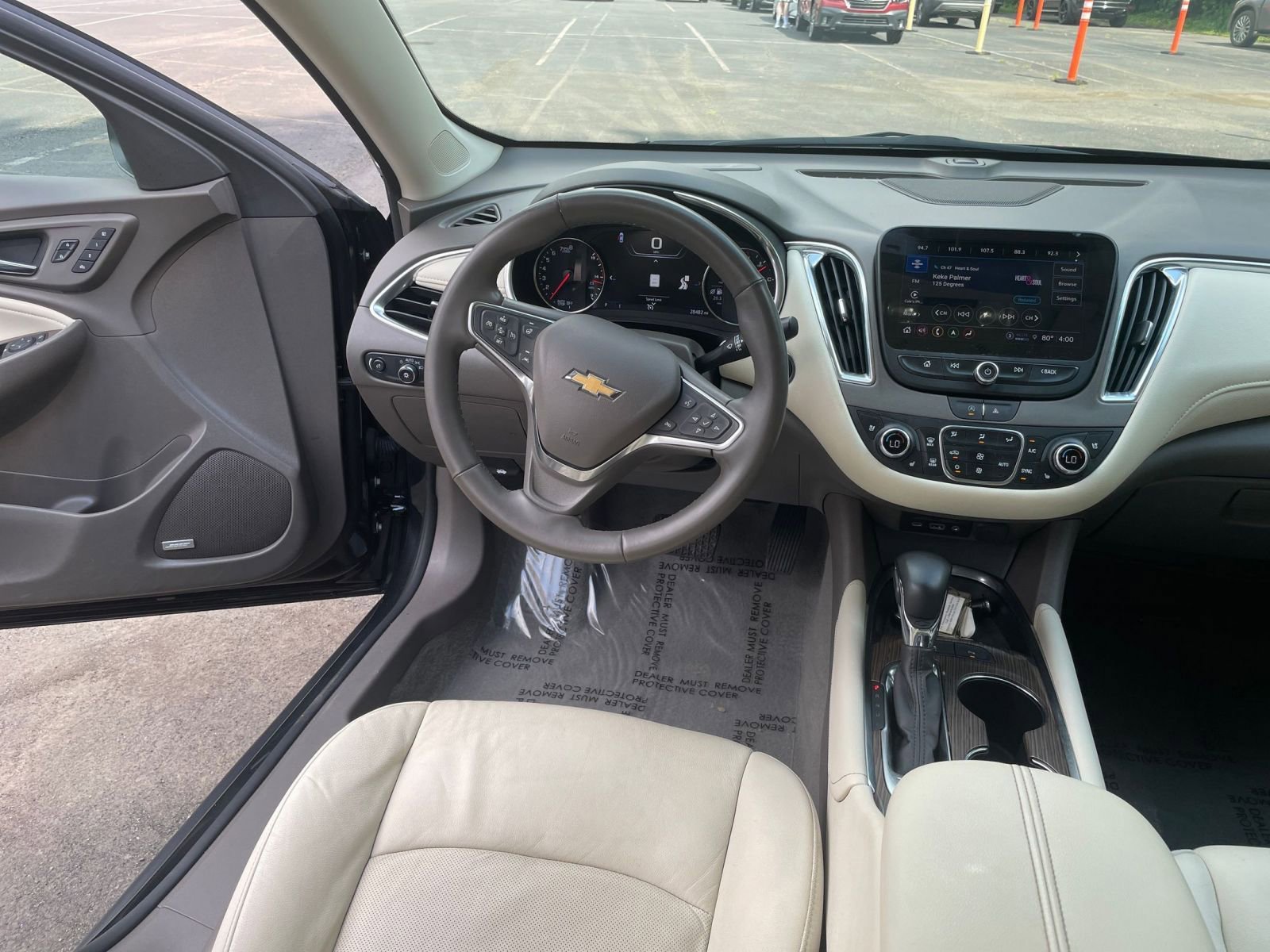 Thumbnail: 2024 Chevrolet Malibu - 30