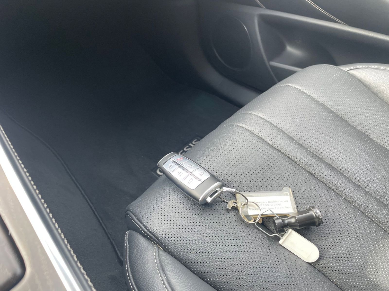 Thumbnail: 2024 Genesis GV80 - 32