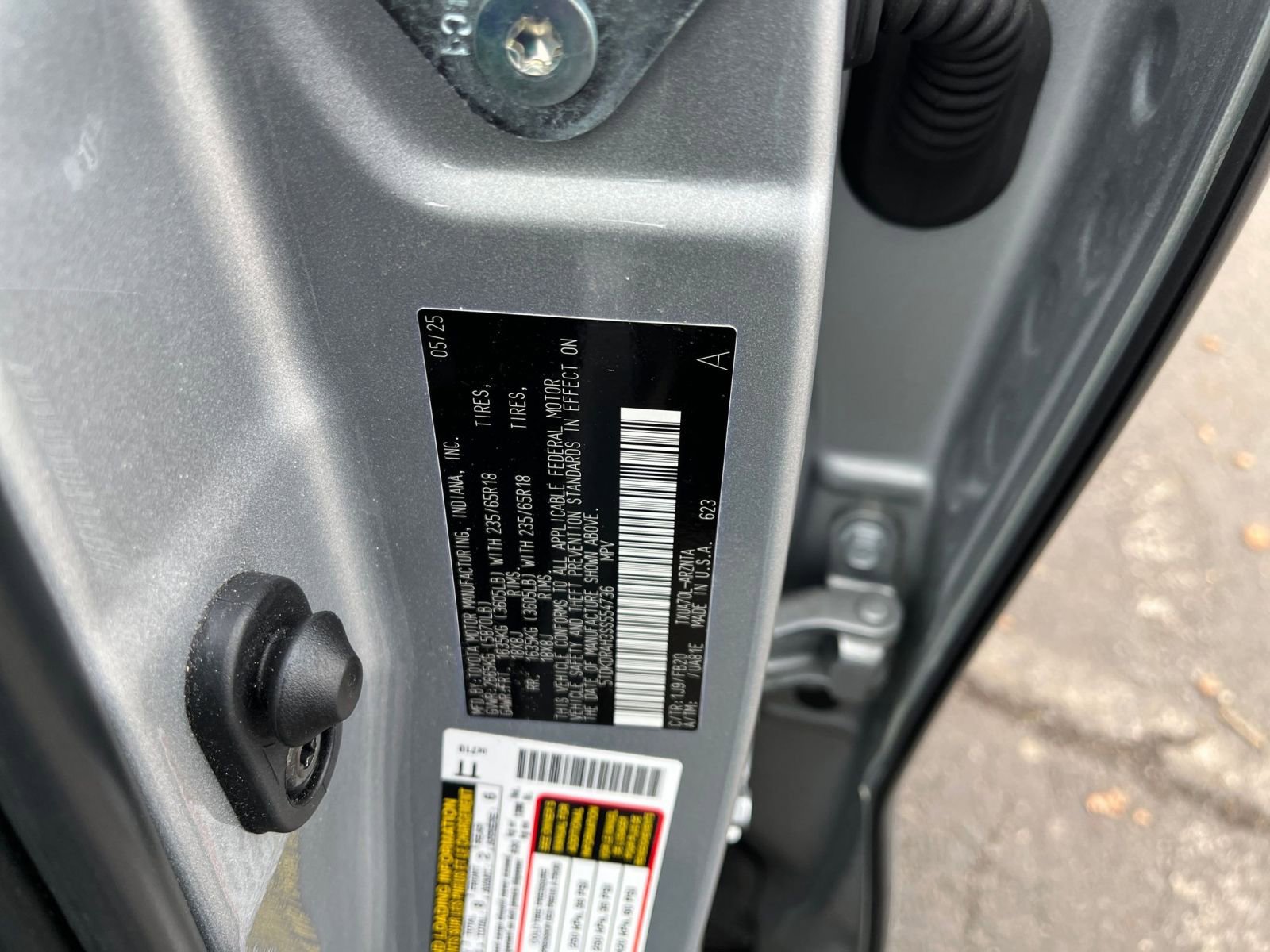 Thumbnail: 2025 Toyota Highlander - 30