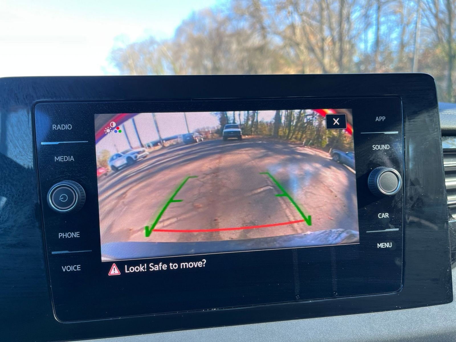 Thumbnail: 2025 Volkswagen Jetta - 23