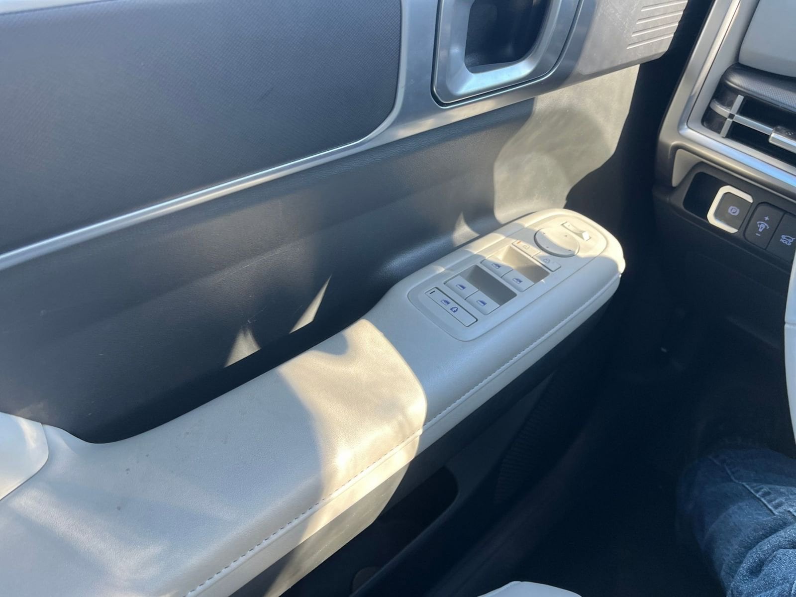 Thumbnail: 2025 Hyundai Santa Fe - 20