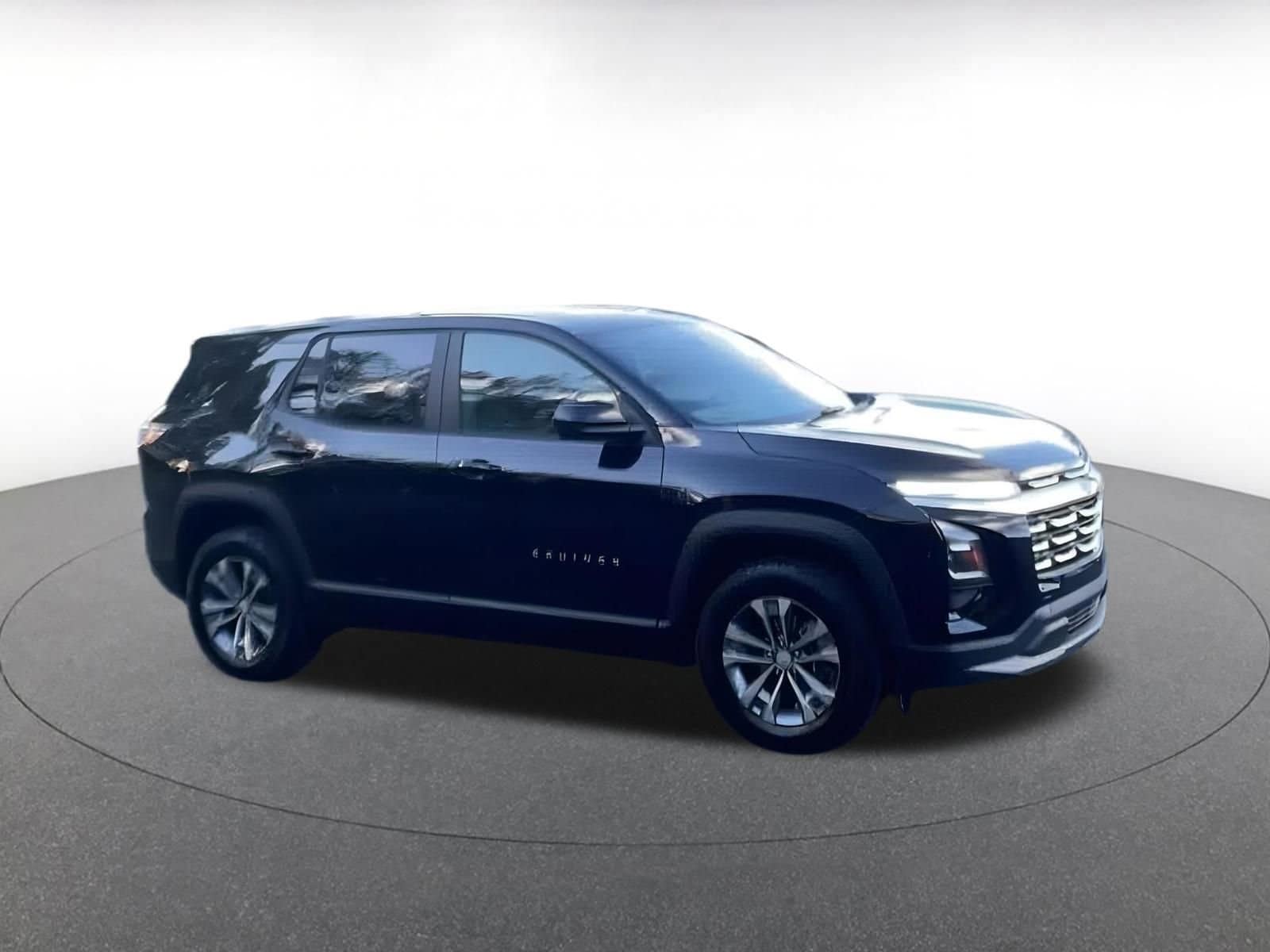 Thumbnail: 2025 Chevrolet Equinox - 2