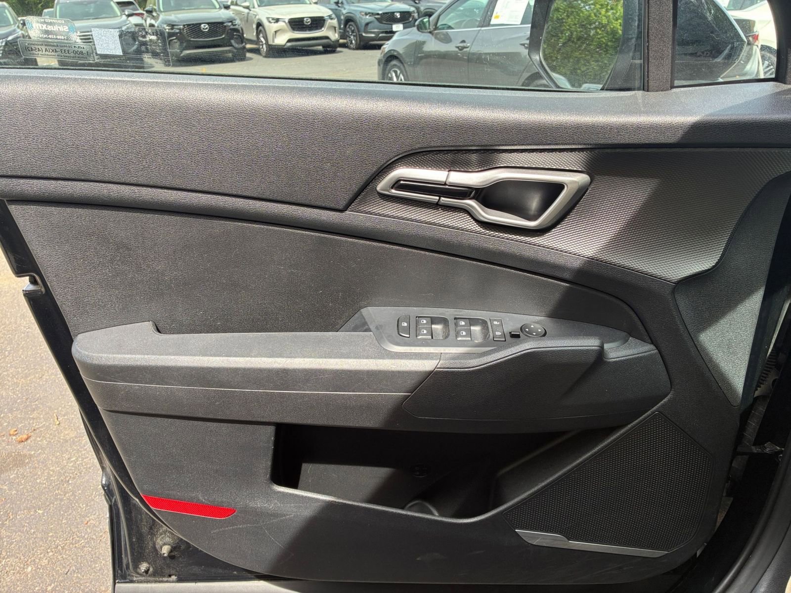 Thumbnail: 2025 Kia Sportage - 18