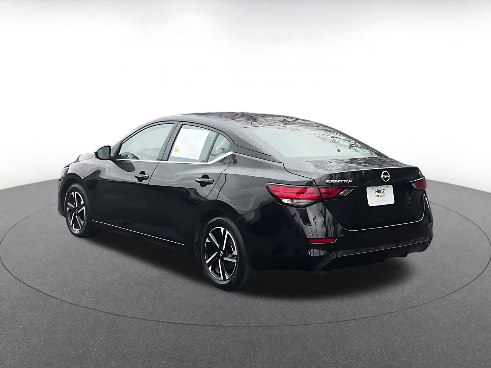 Thumbnail: 2025 Nissan Sentra - 11