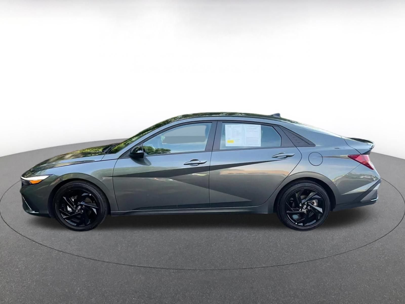 Thumbnail: 2026 Hyundai Elantra - 9